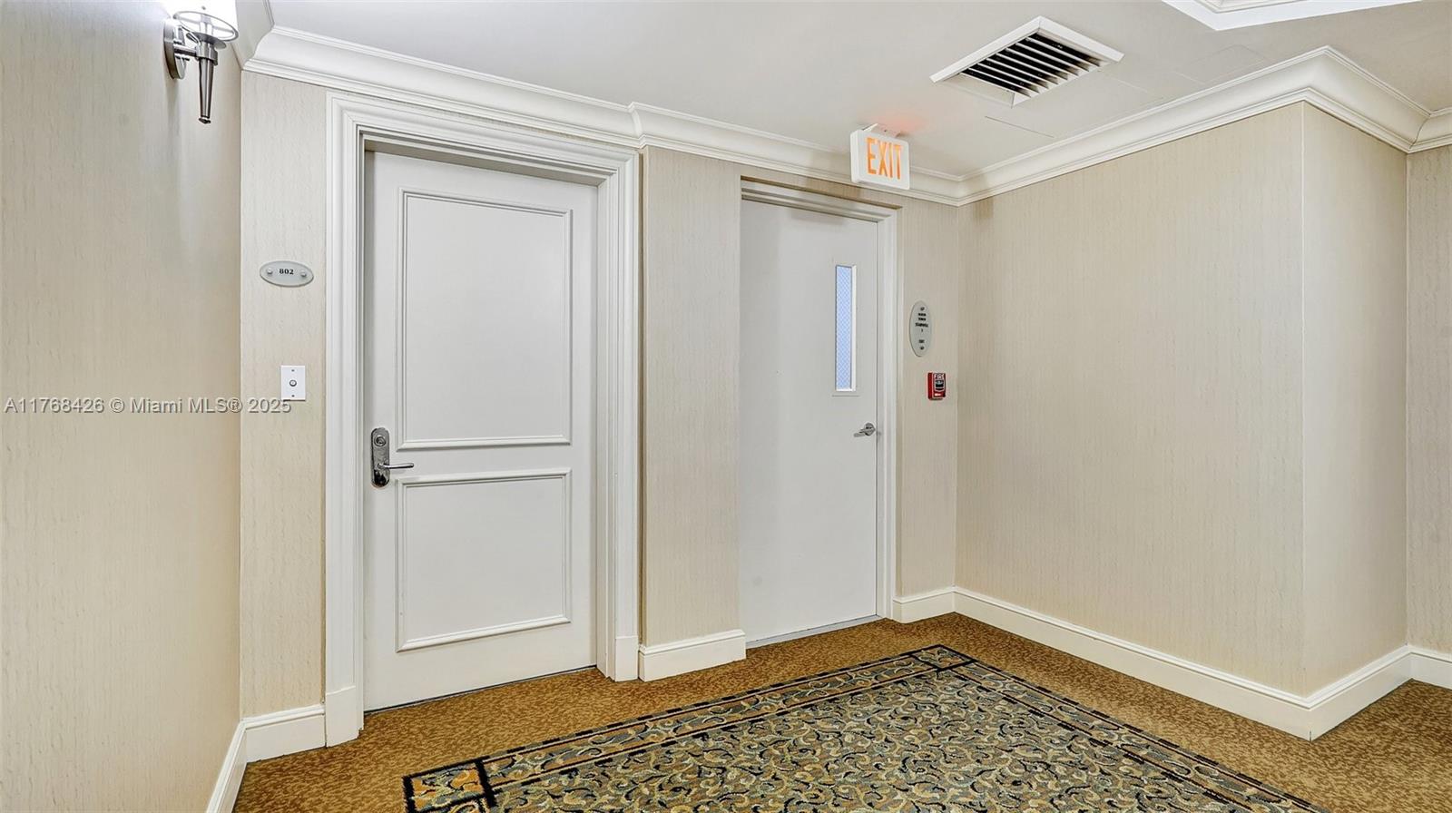 20000 E Country Club Dr # 802