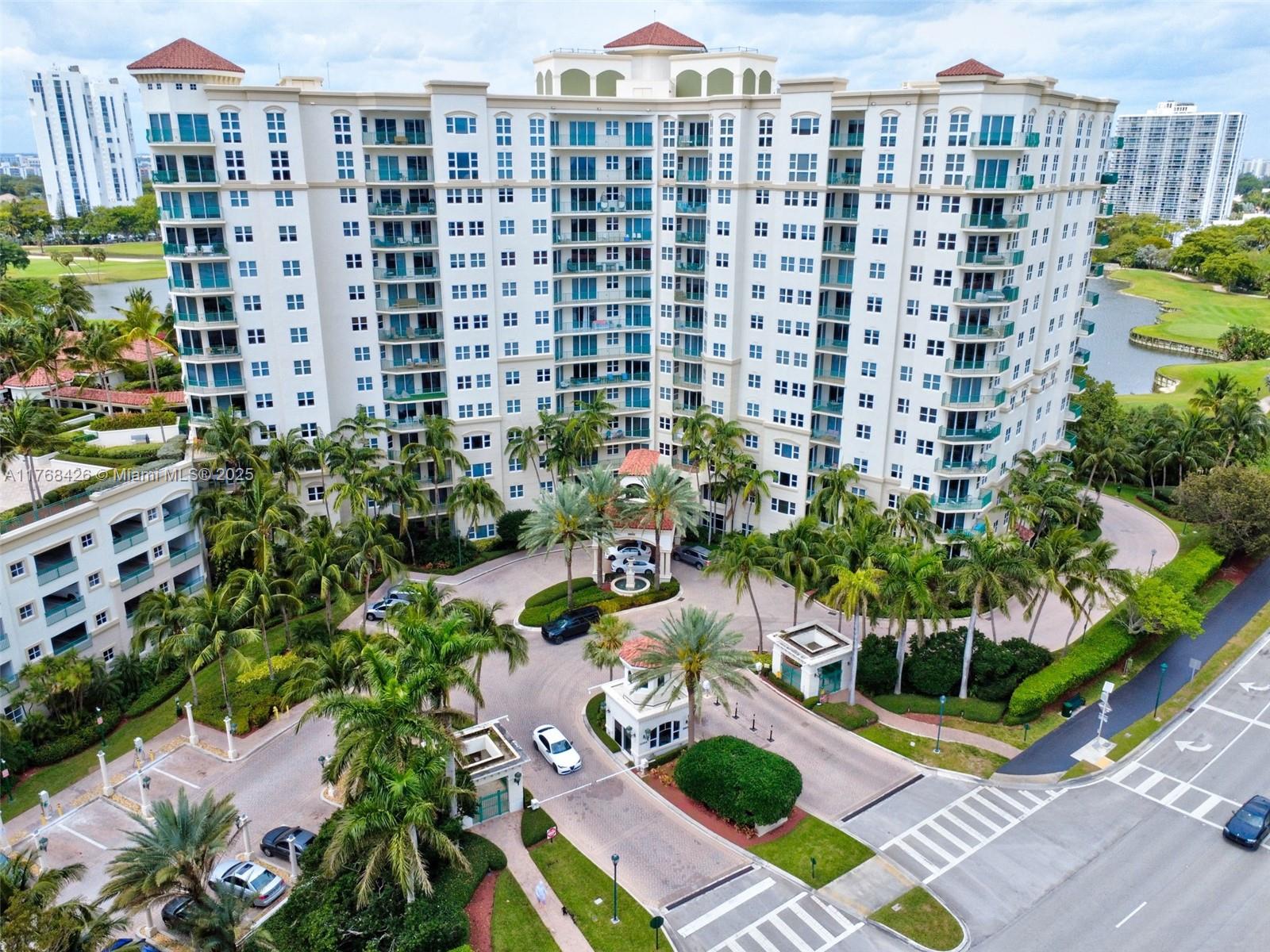 20000 E Country Club Dr # 802