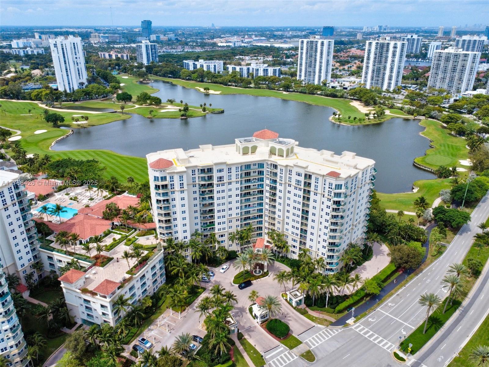 20000 E Country Club Dr # 802