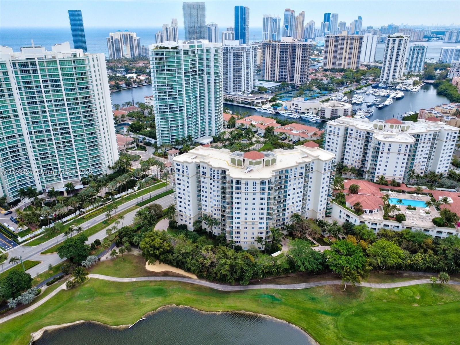 20000 E Country Club Dr # 802