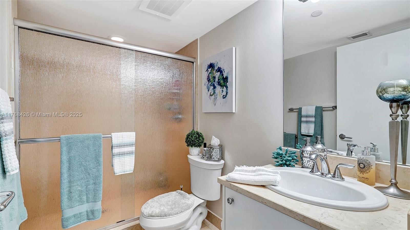 20000 E Country Club Dr # 802
