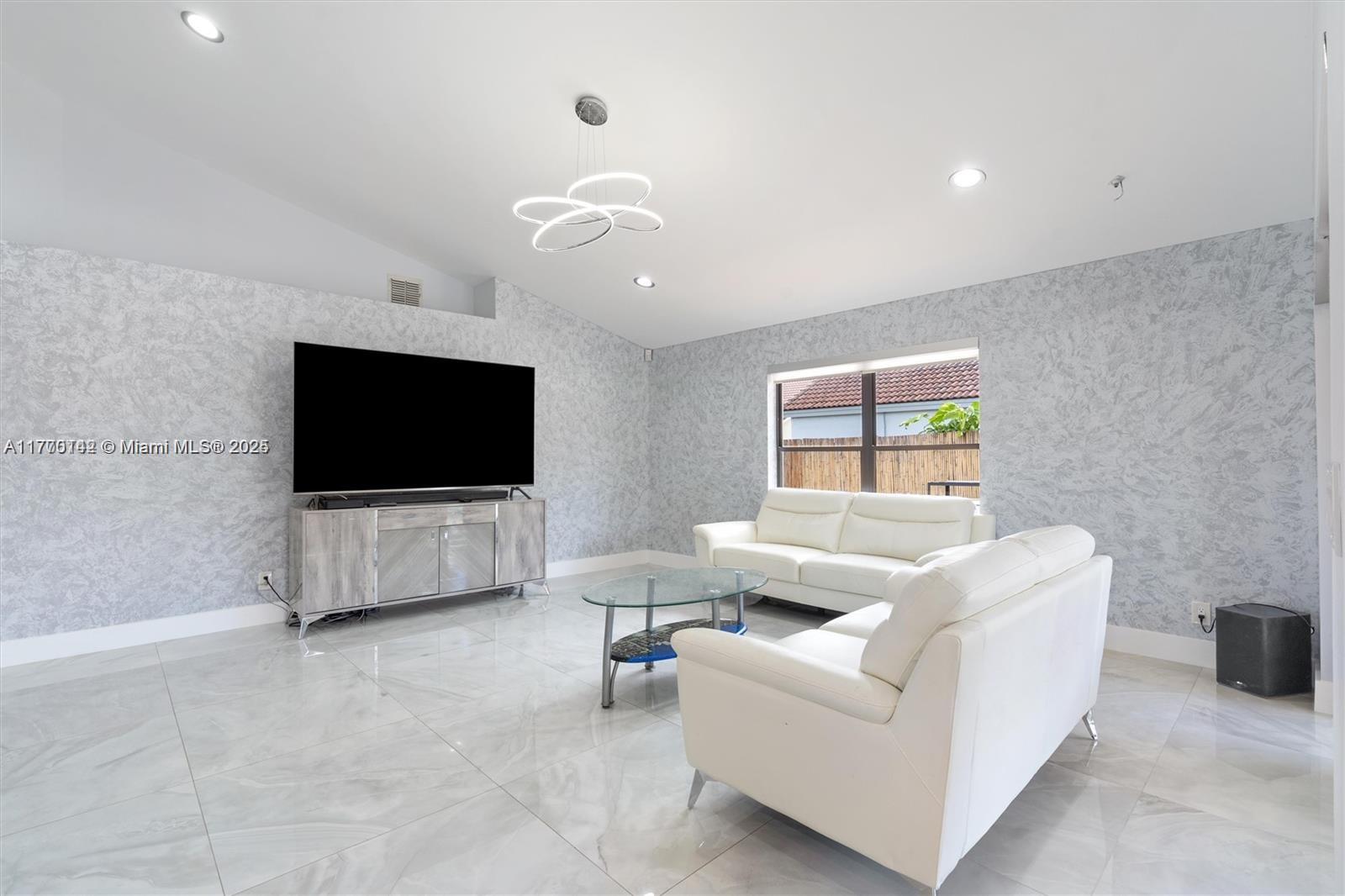 9603 Southern Pines Ct