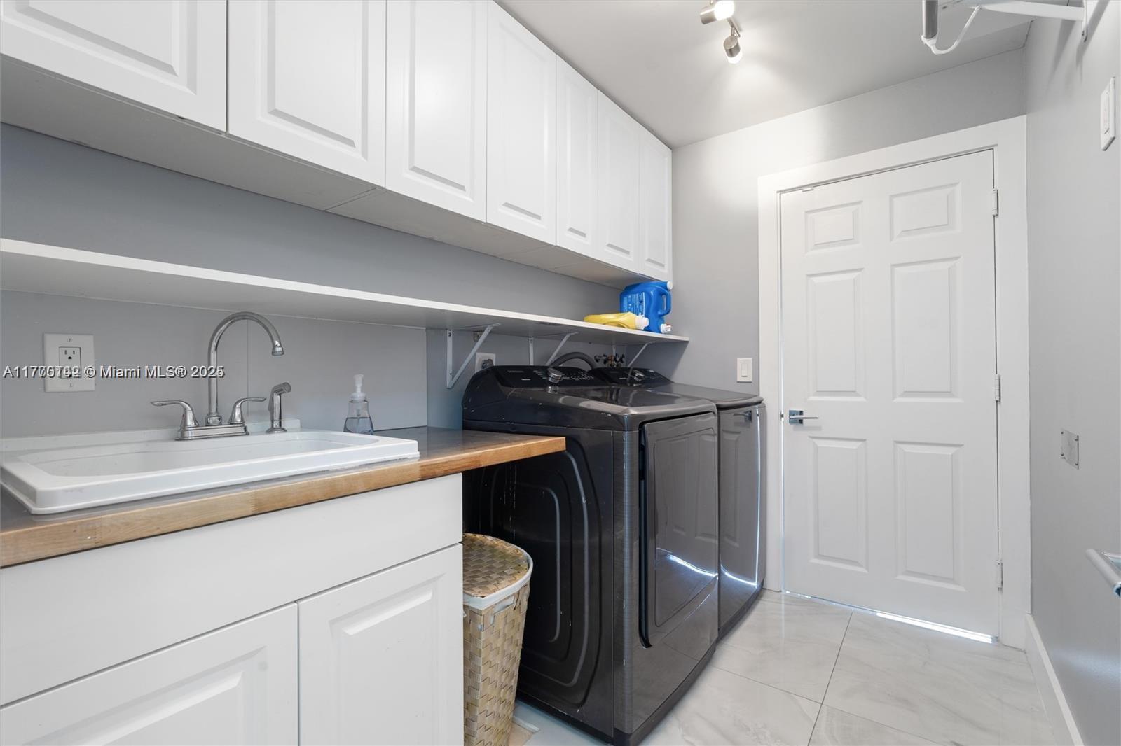 9603 Southern Pines Ct