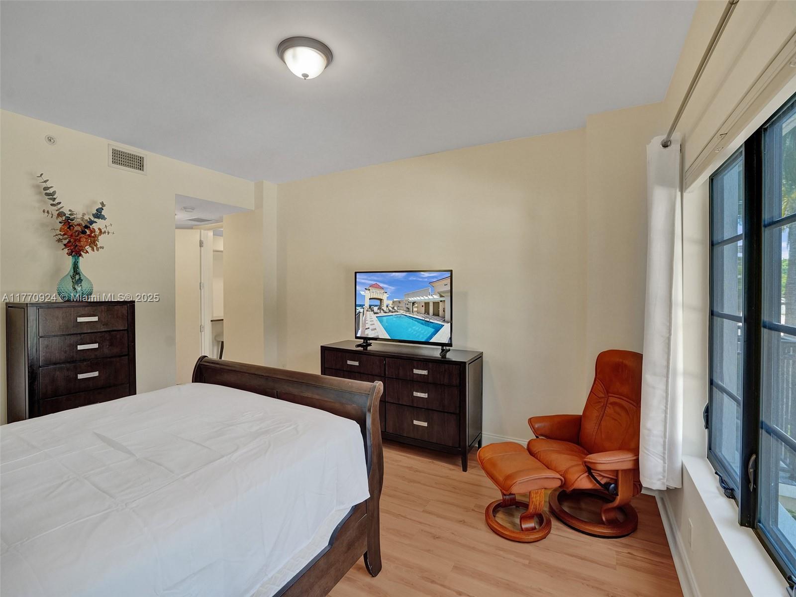2509 N Ocean Blvd # 376