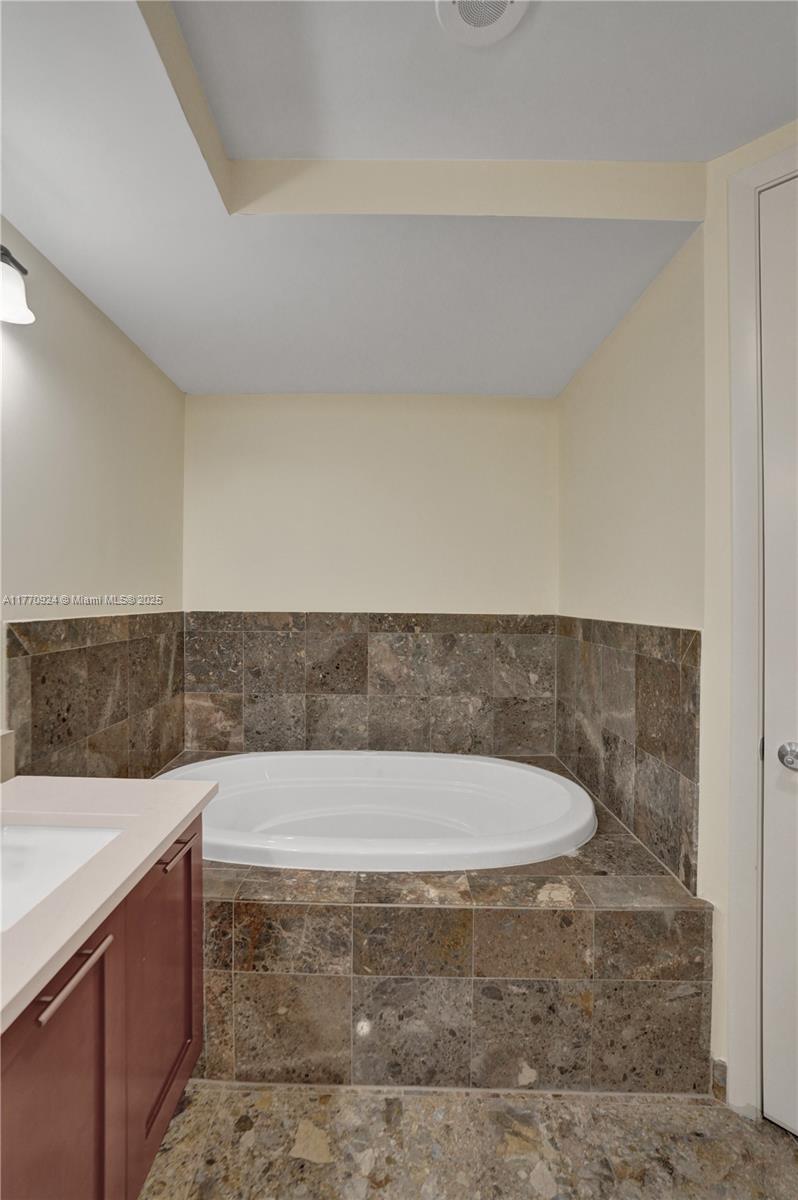 2509 N Ocean Blvd # 376