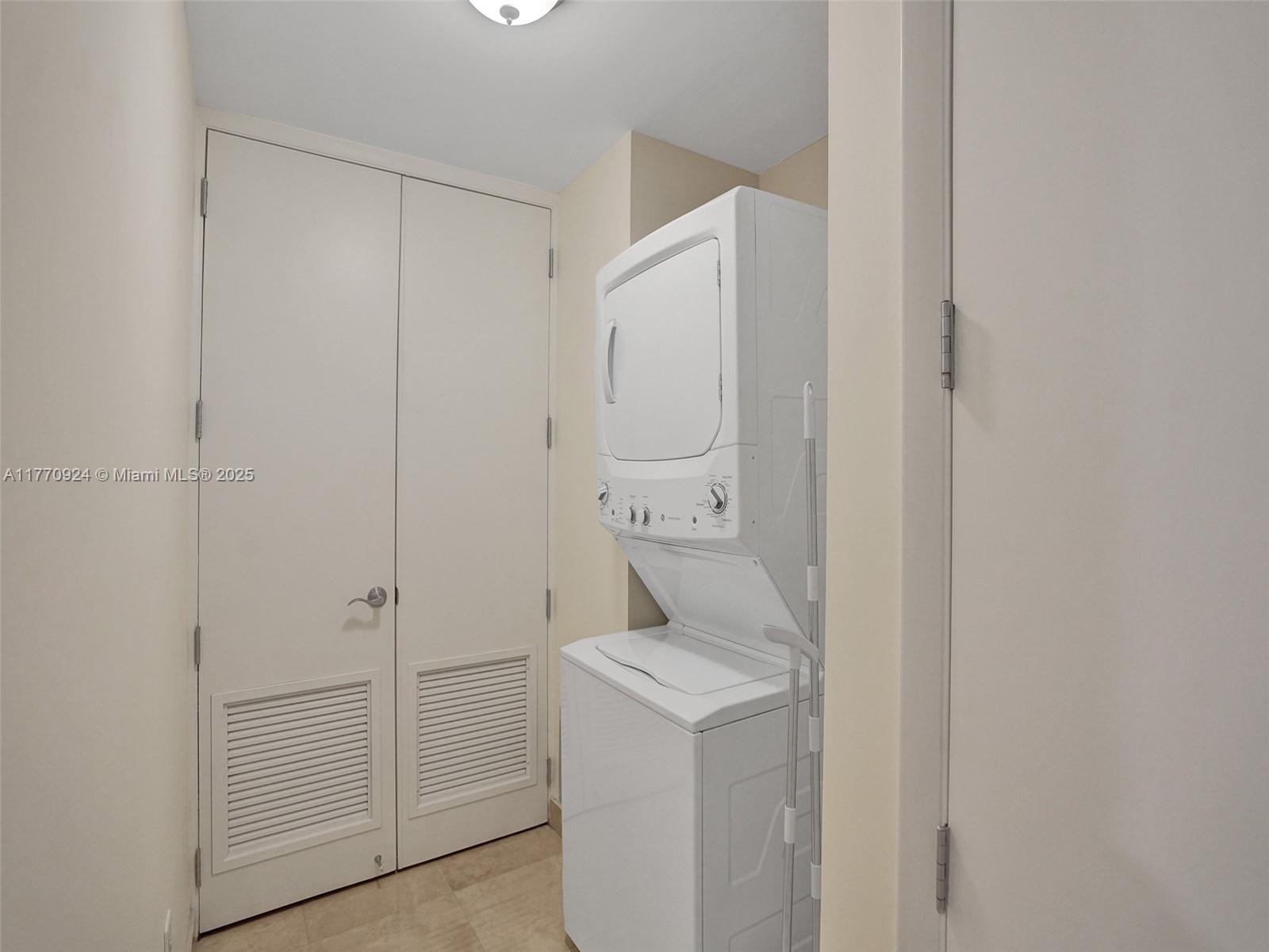 2509 N Ocean Blvd # 376