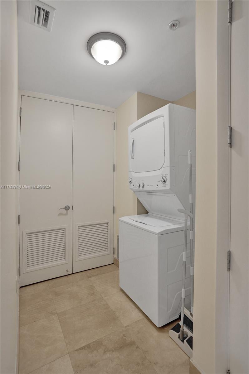 2509 N Ocean Blvd # 376