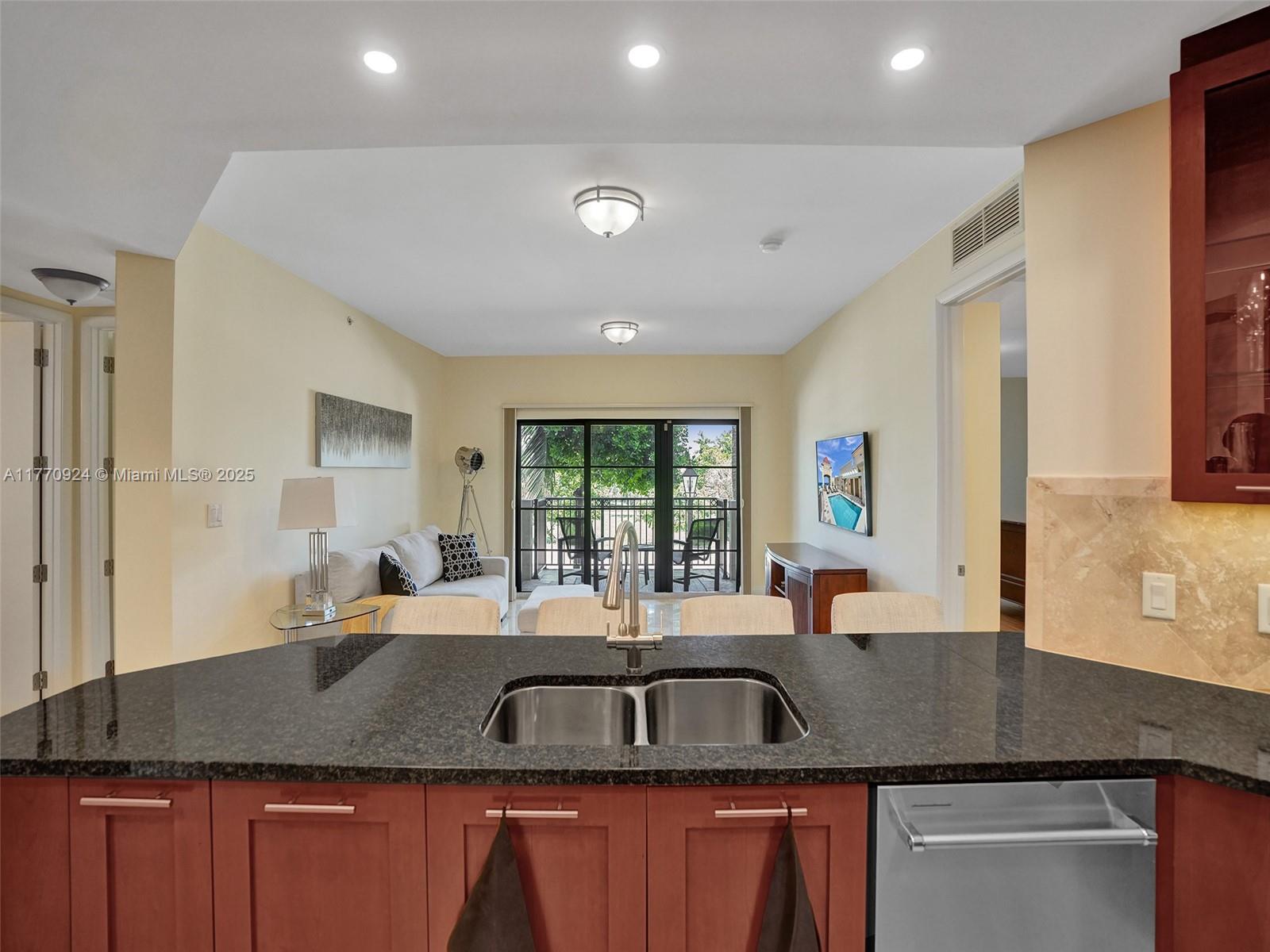 2509 N Ocean Blvd # 376