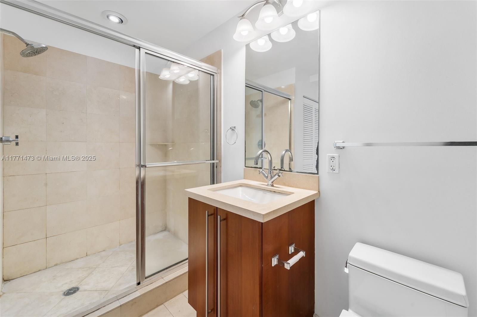79 SW 12th St Unit: 2108-S