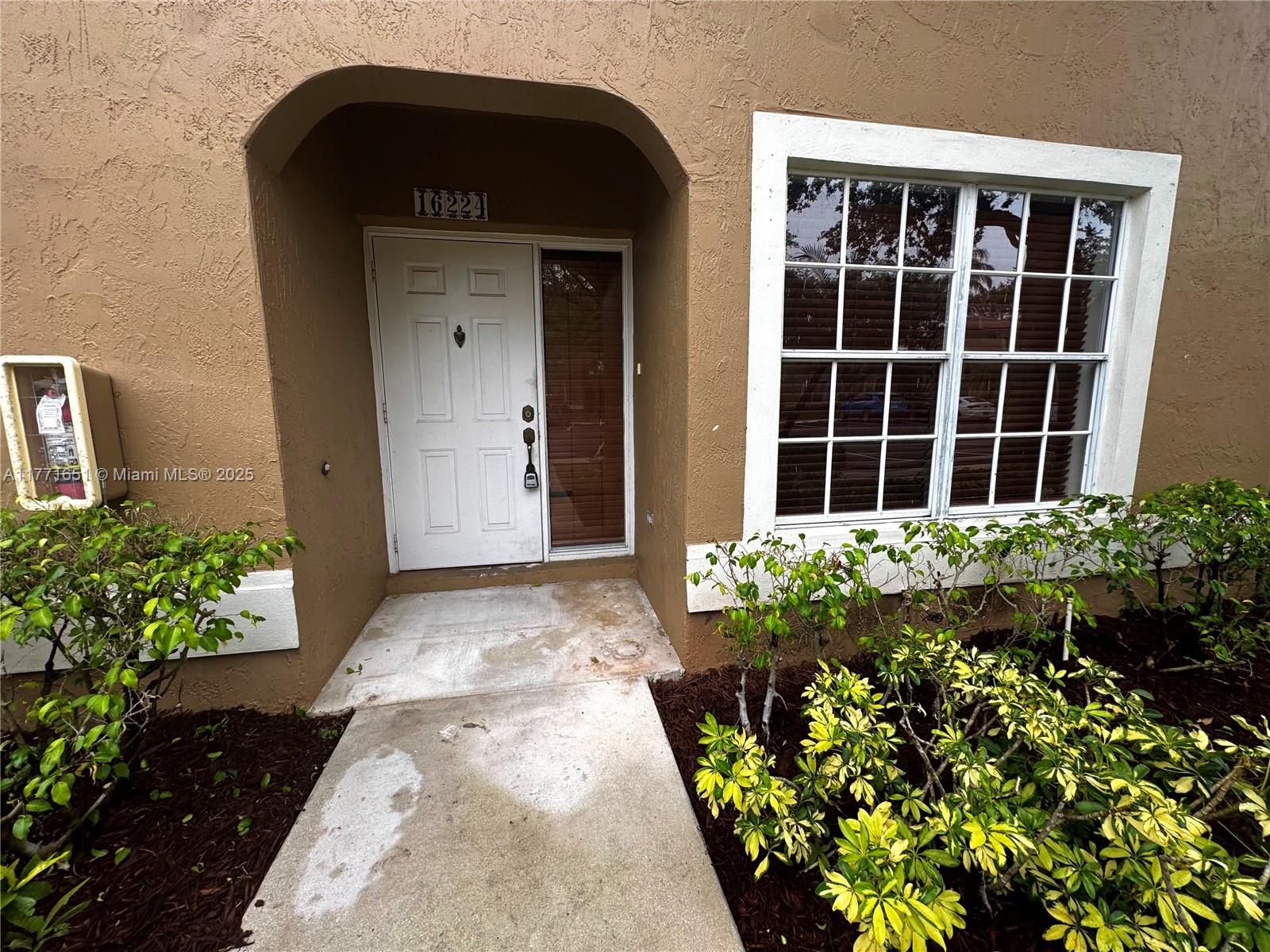 16224 Emerald Cove Rd # 16224