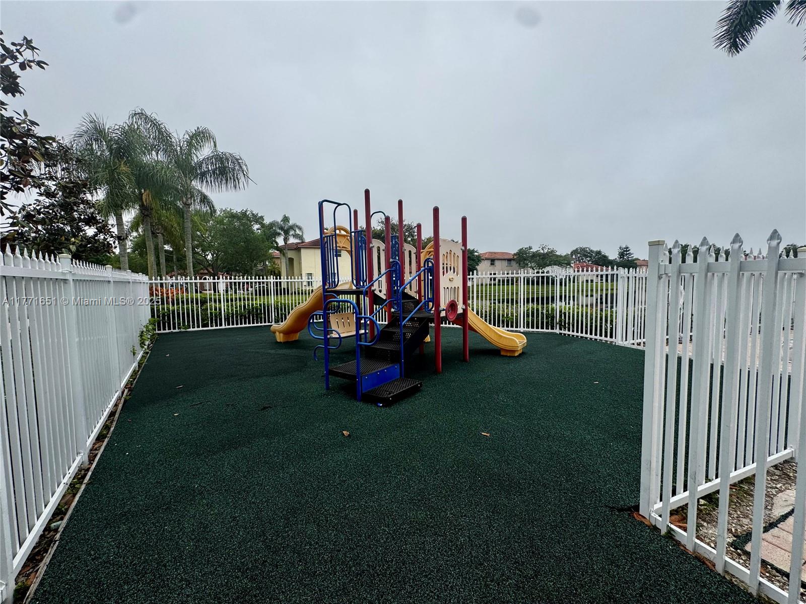16224 Emerald Cove Rd # 16224