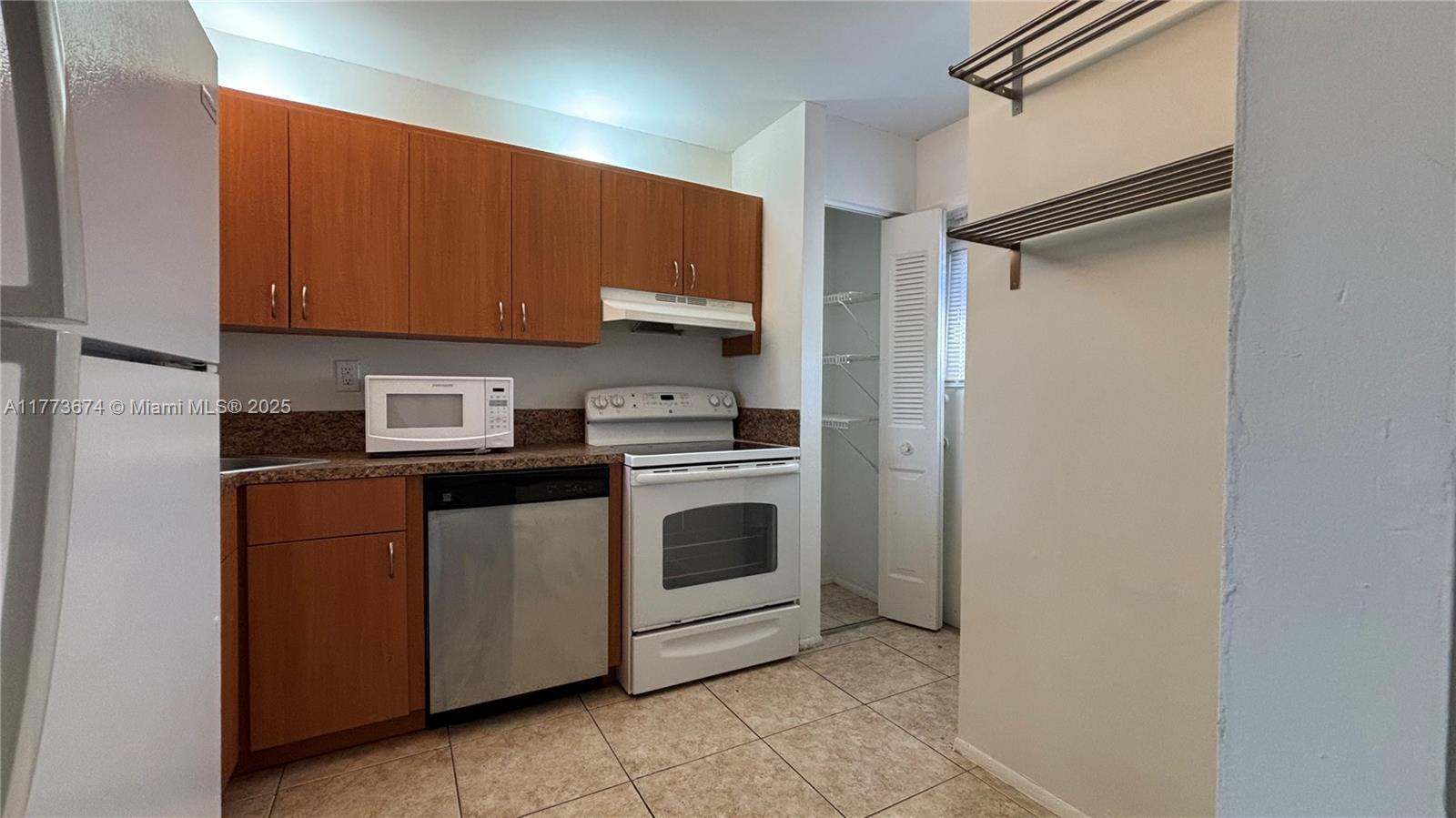 4501 NE 21st Ave # 307