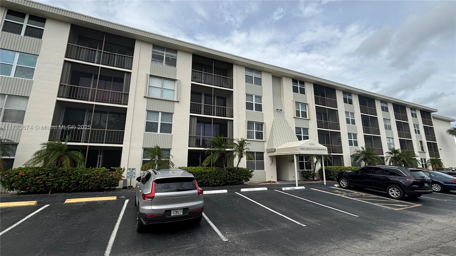 4501 NE 21st Ave # 307