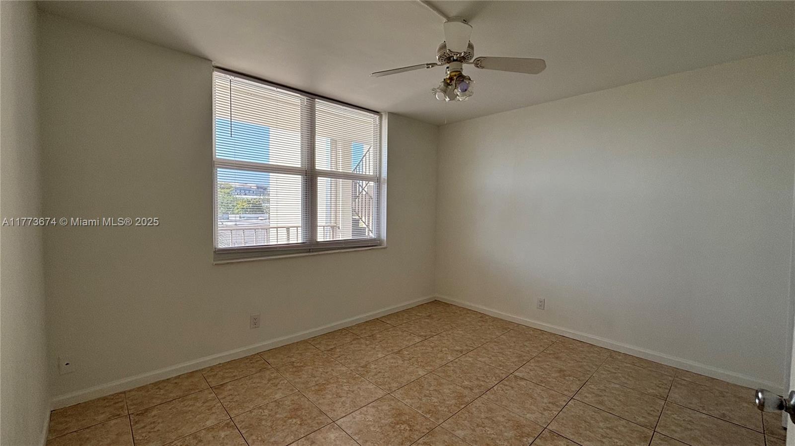 4501 NE 21st Ave # 307