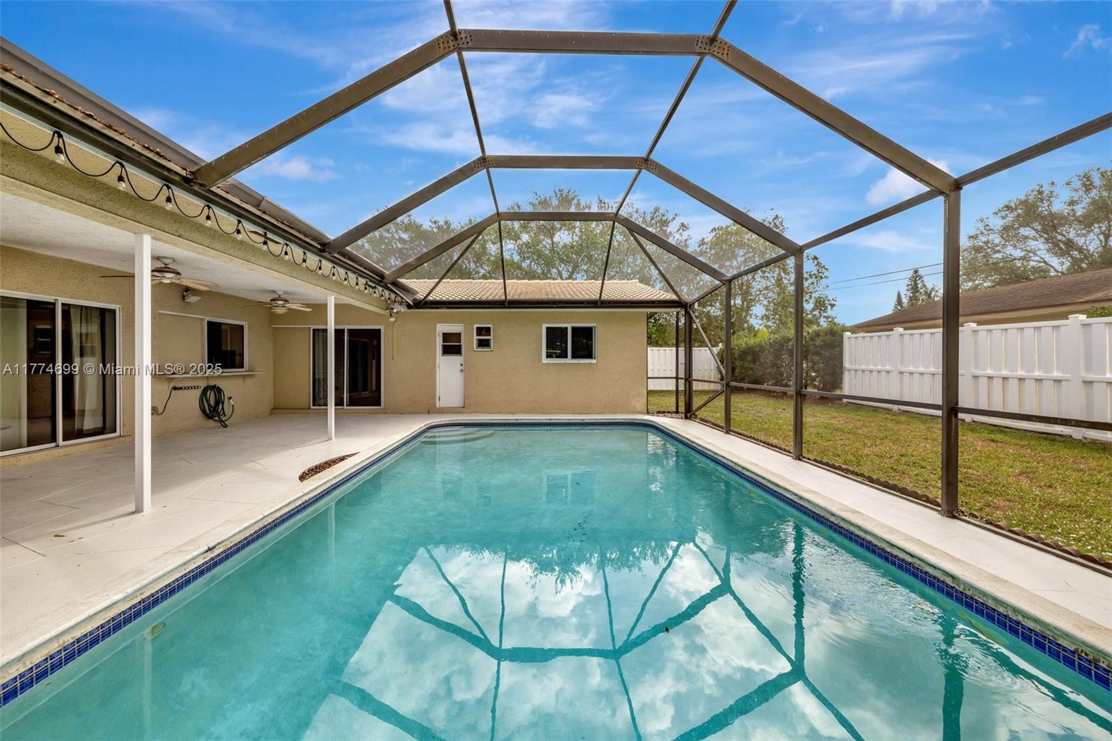 7200 NW 9th St