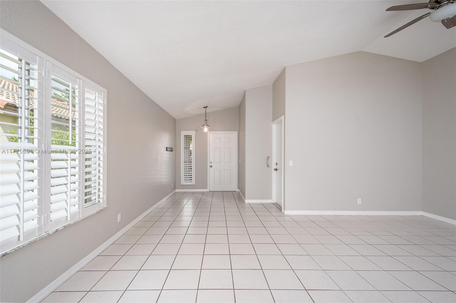 1524 Canary Island Dr