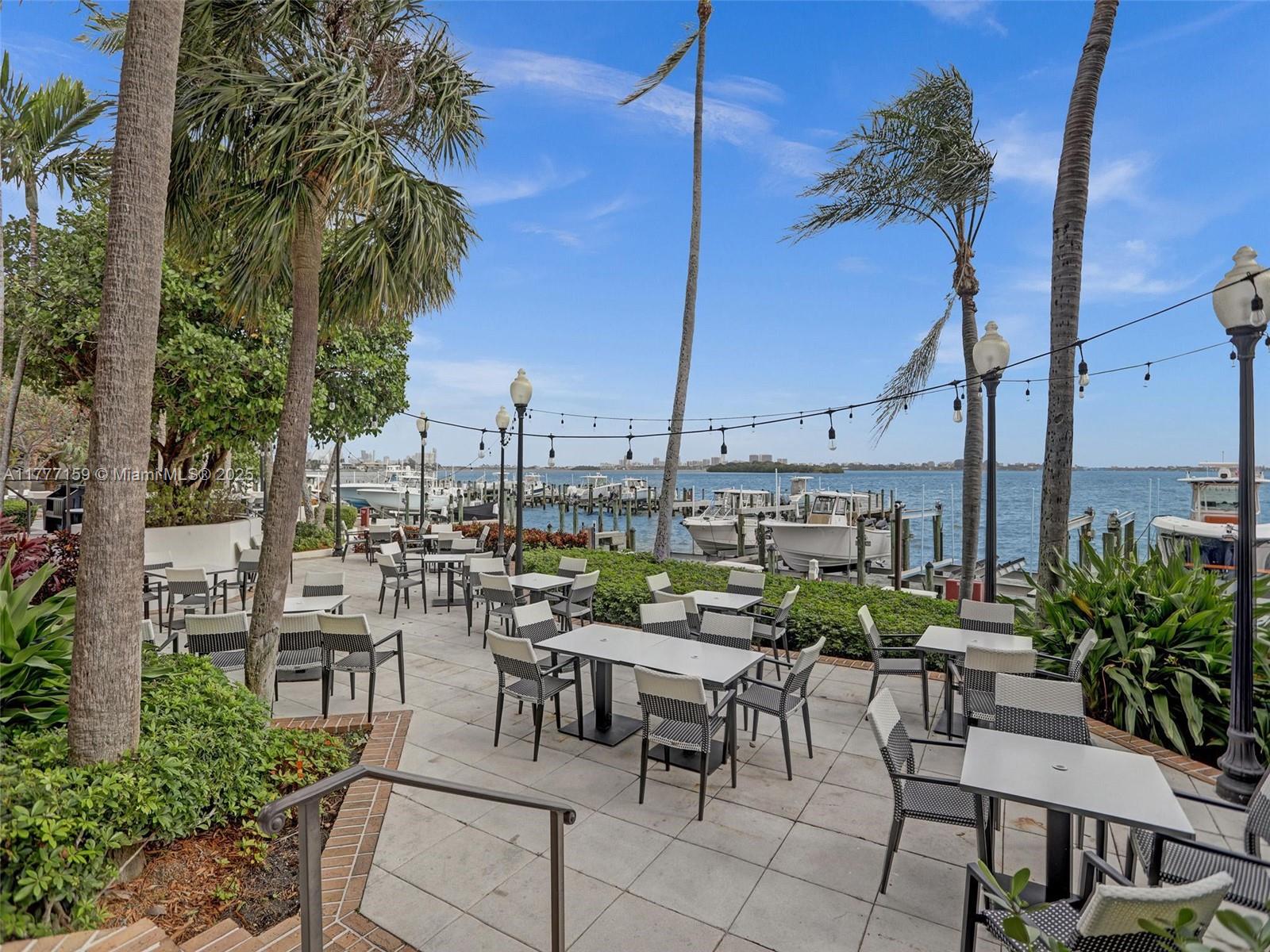 4000 Towerside Ter # 3 Unit: PH-3