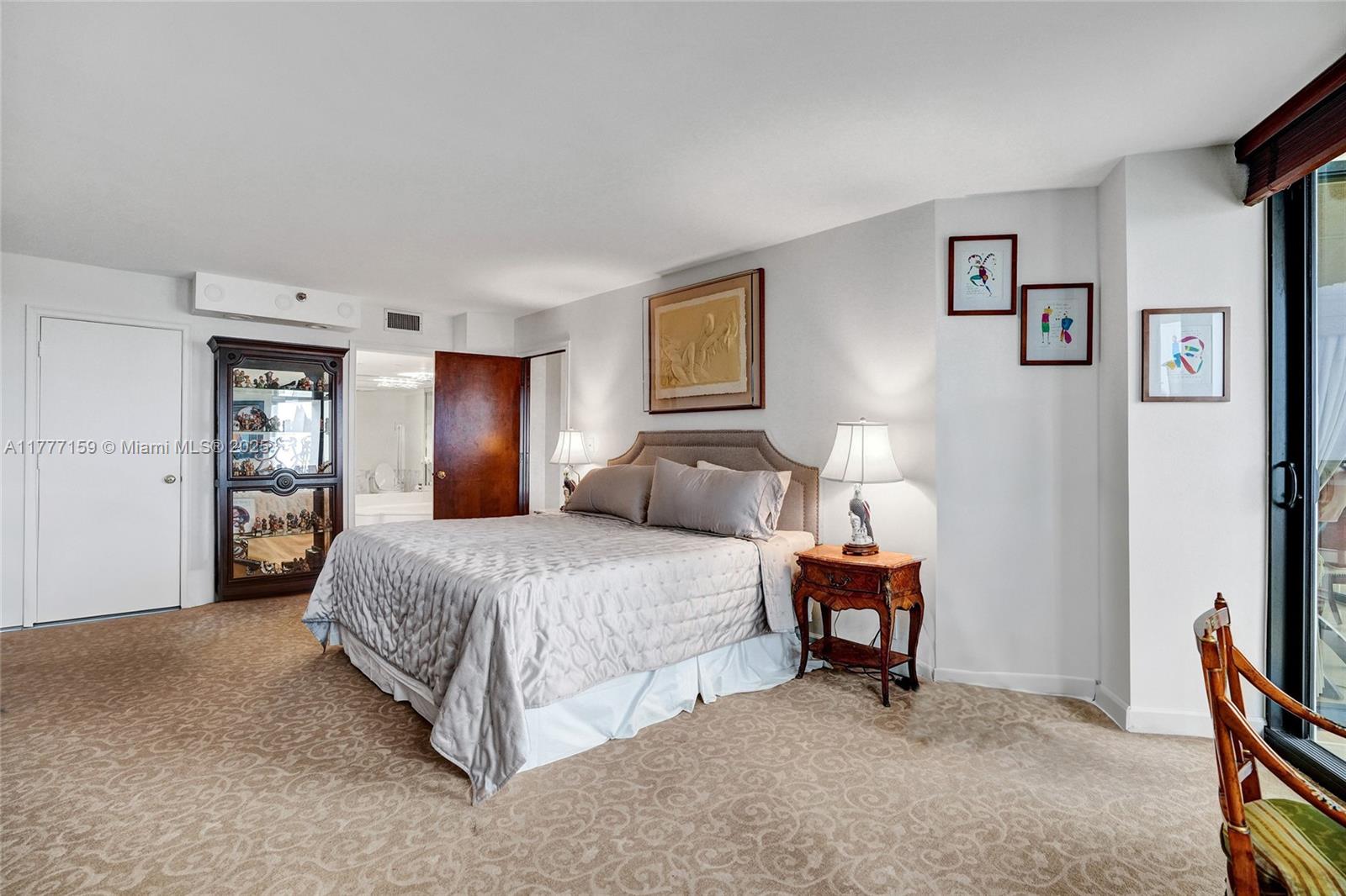 4000 Towerside Ter # 3 Unit: PH-3