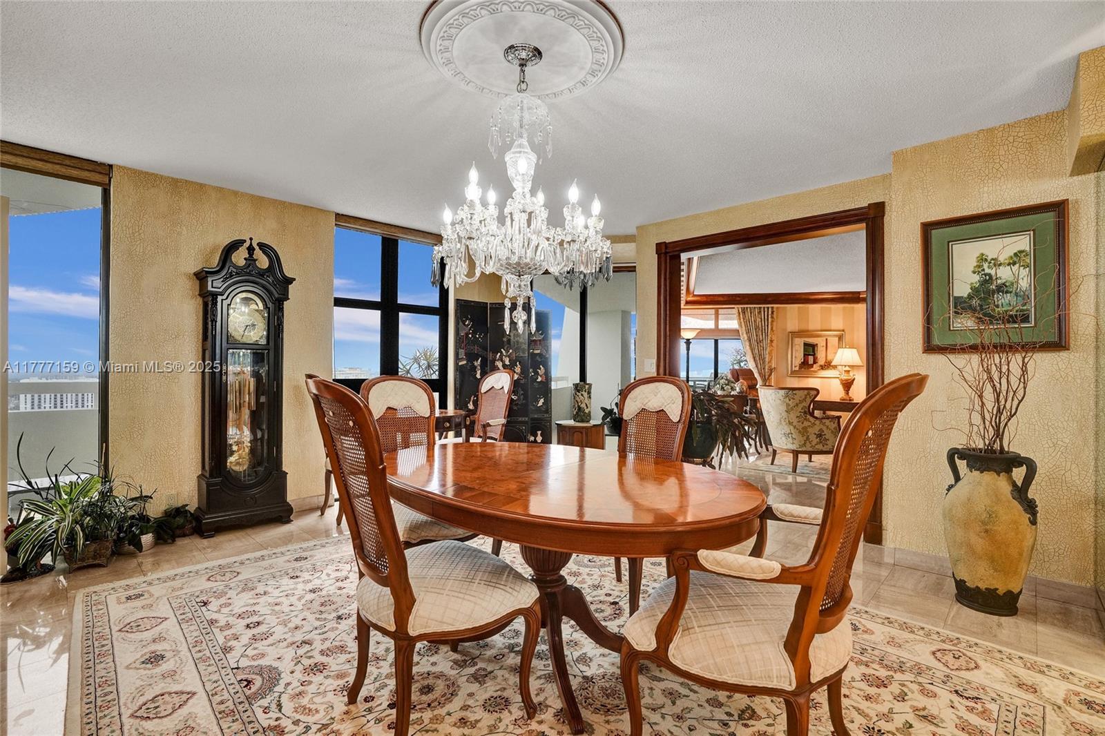 4000 Towerside Ter # 3 Unit: PH-3