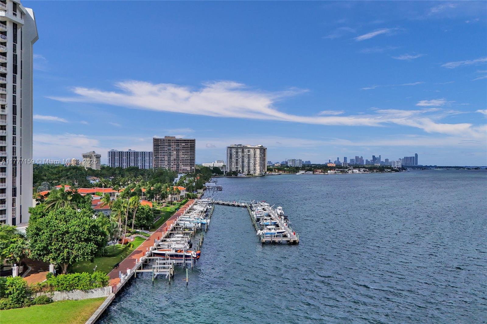 4000 Towerside Ter # 3 Unit: PH-3