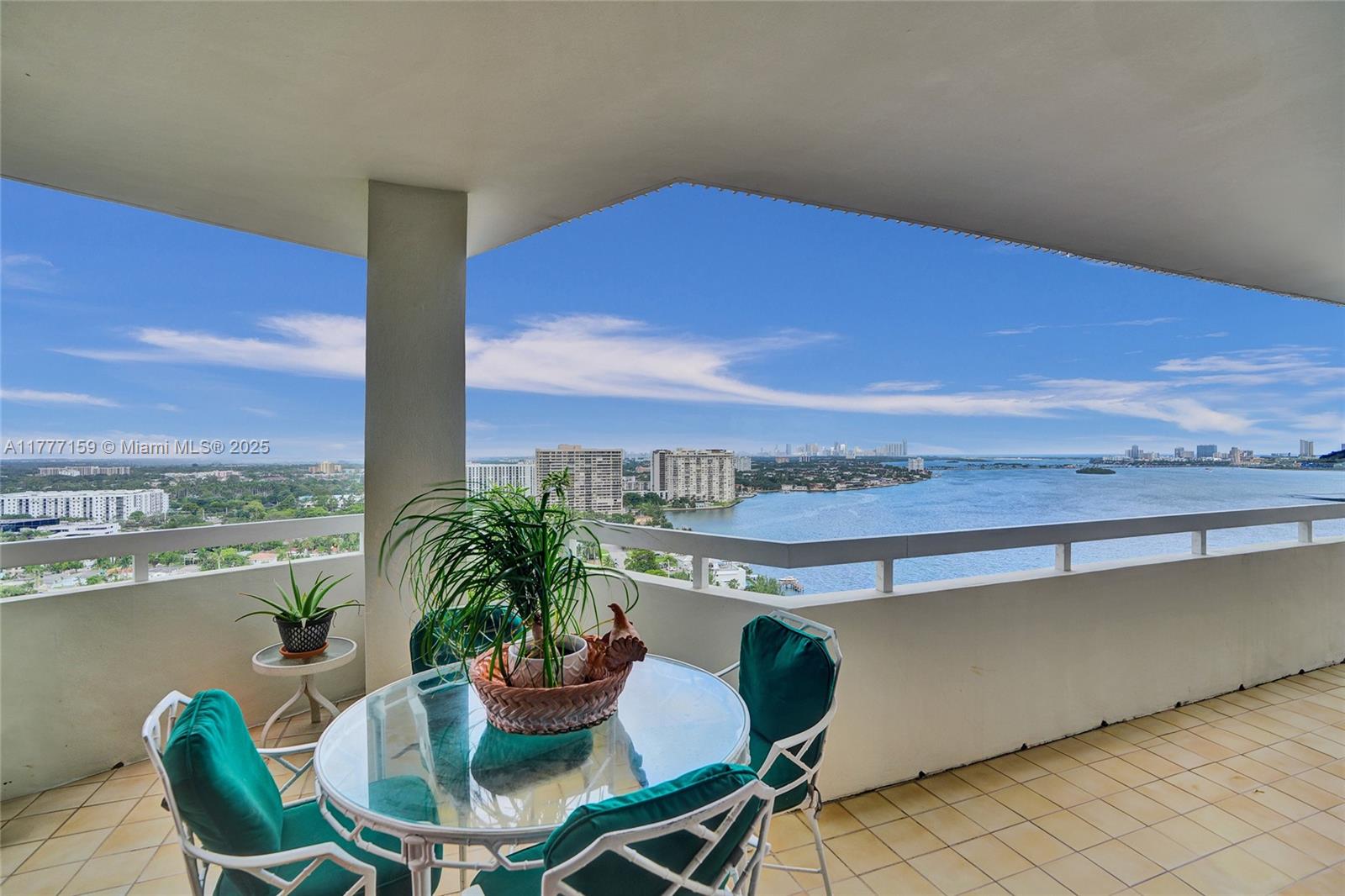4000 Towerside Ter # 3 Unit: PH-3