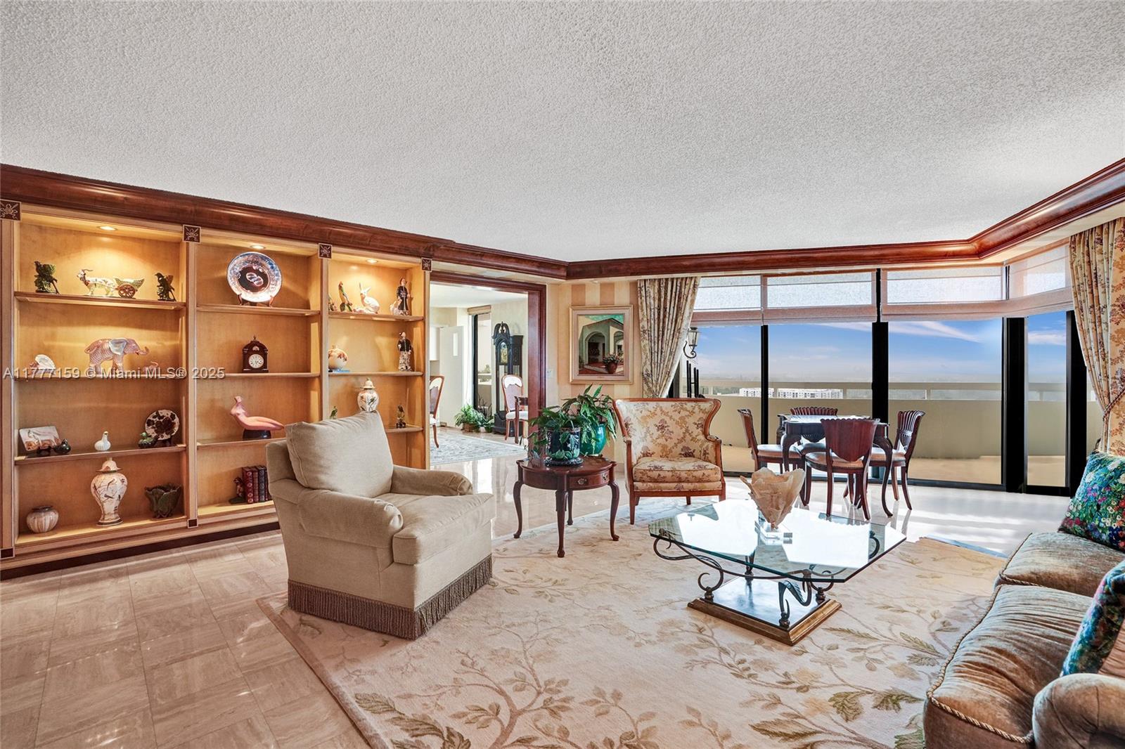 4000 Towerside Ter # 3 Unit: PH-3