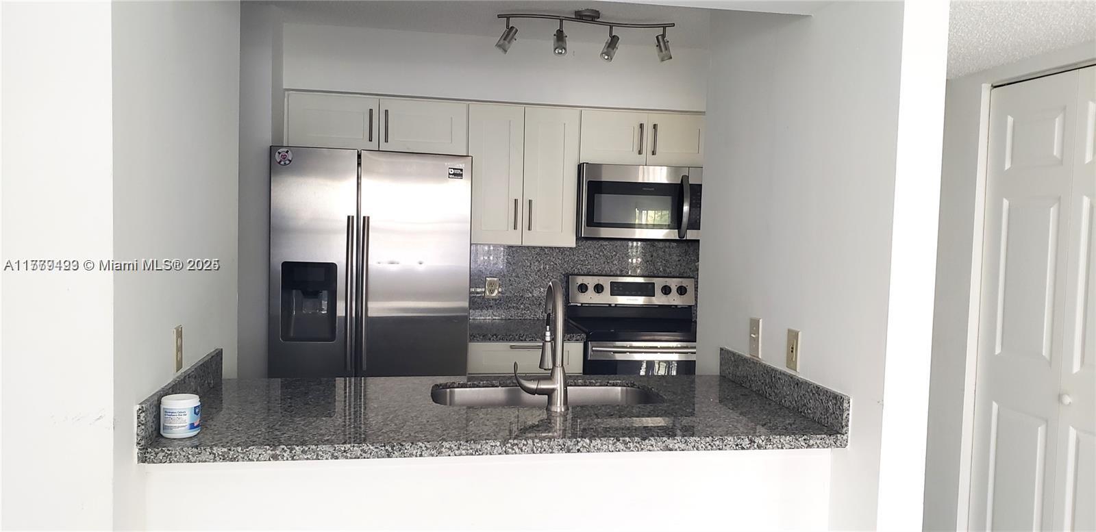 630 S Park Rd # 3 Unit: 16-3