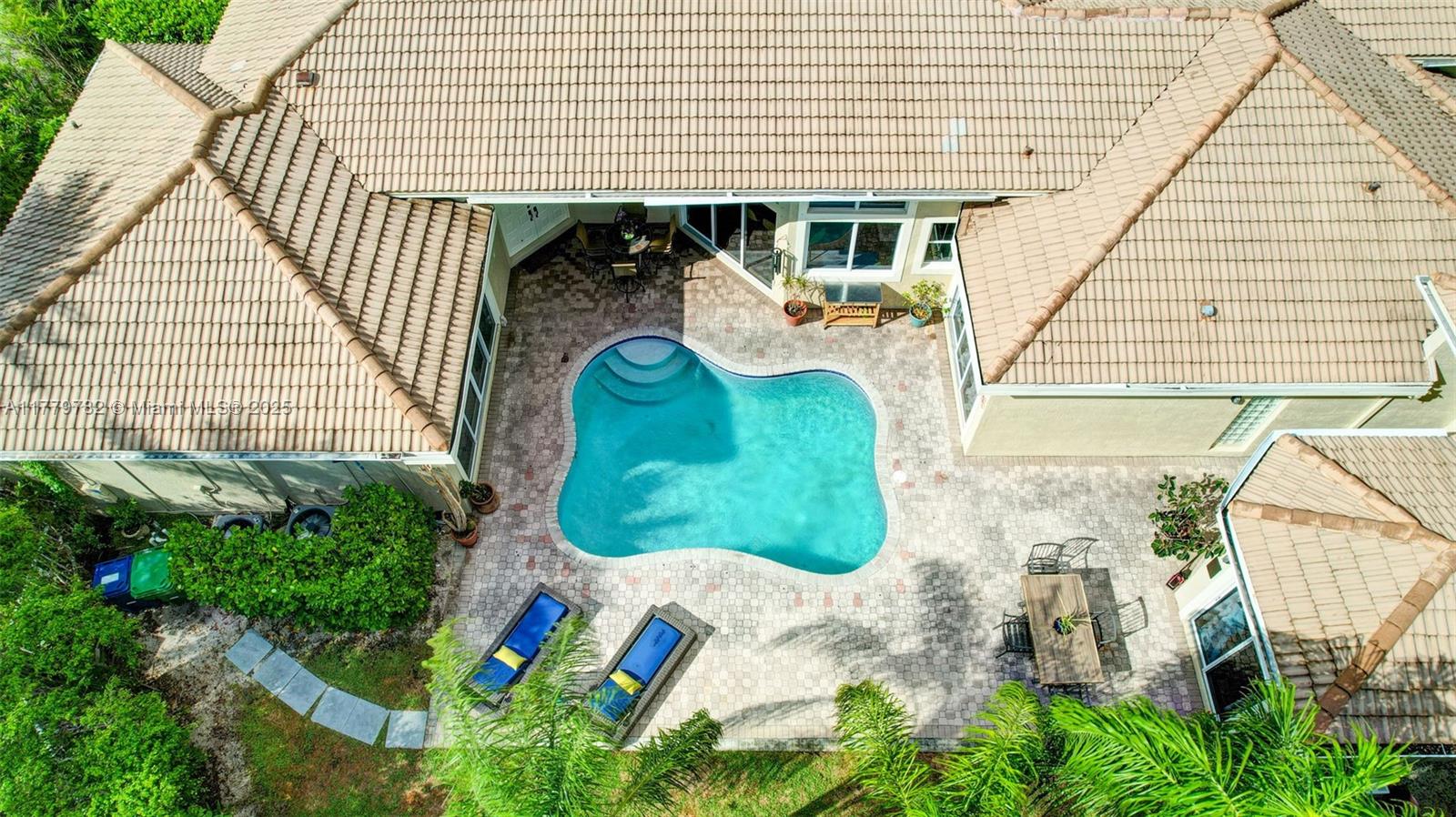 5865 NW 125th Ave