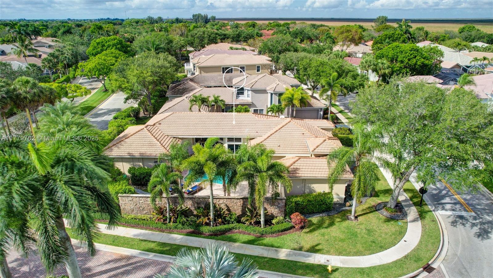 5865 NW 125th Ave
