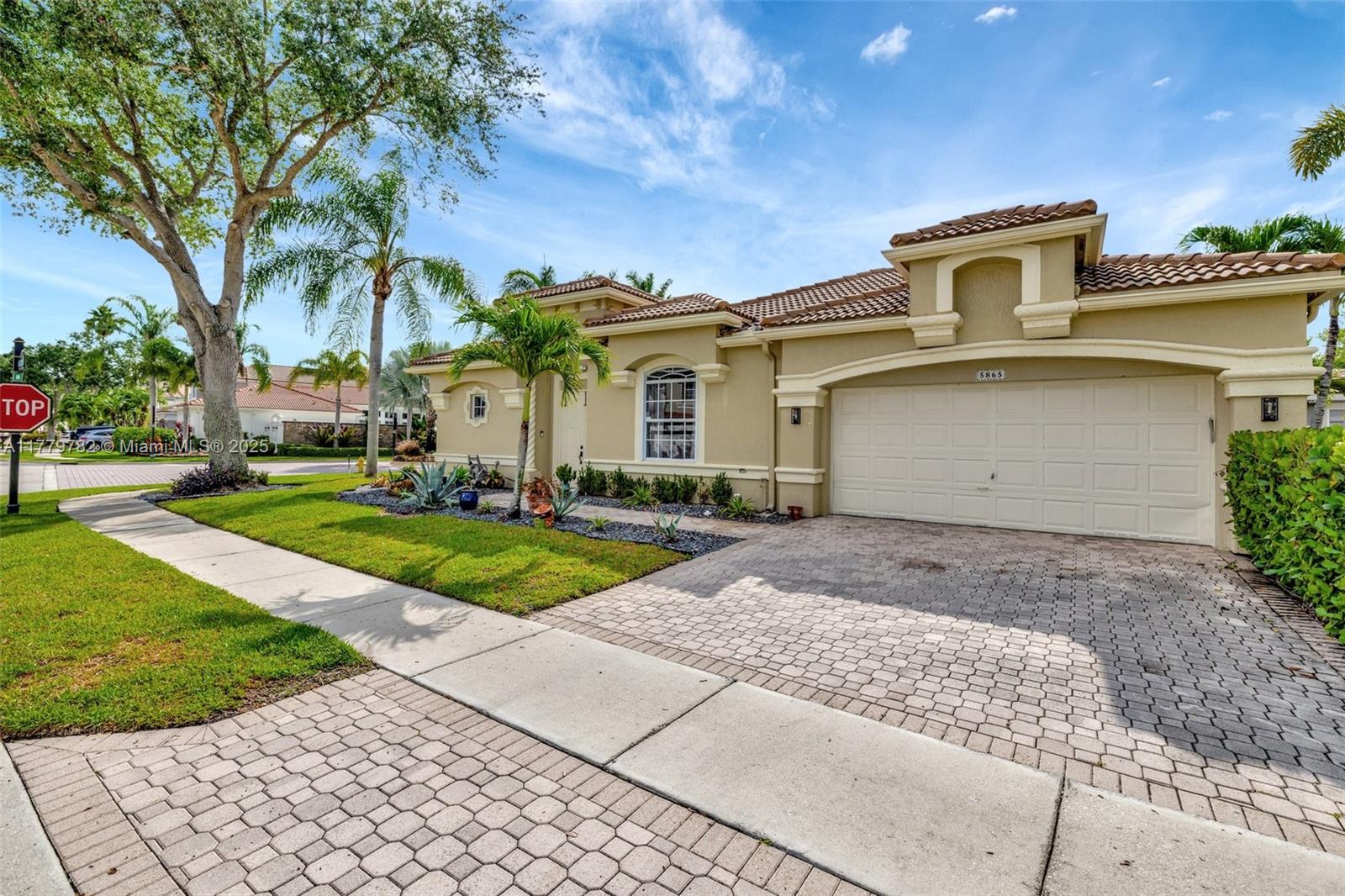 5865 NW 125th Ave