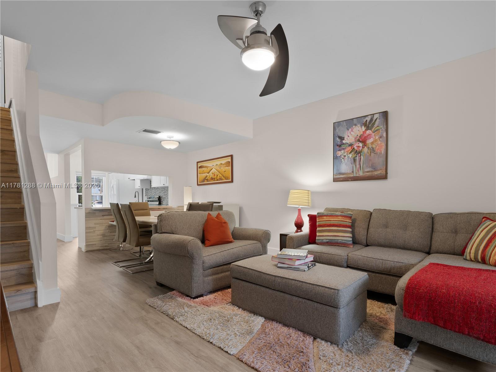 3313 Cabaret Ln