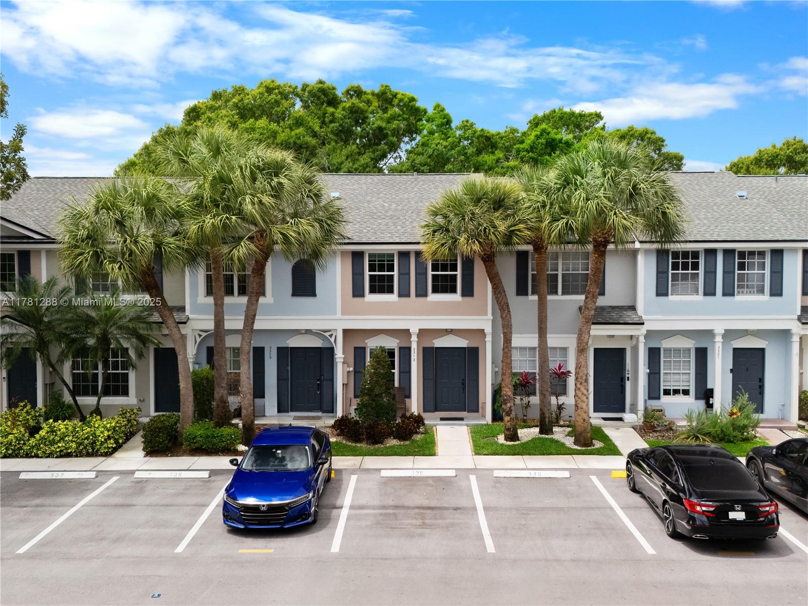 3313 Cabaret Ln