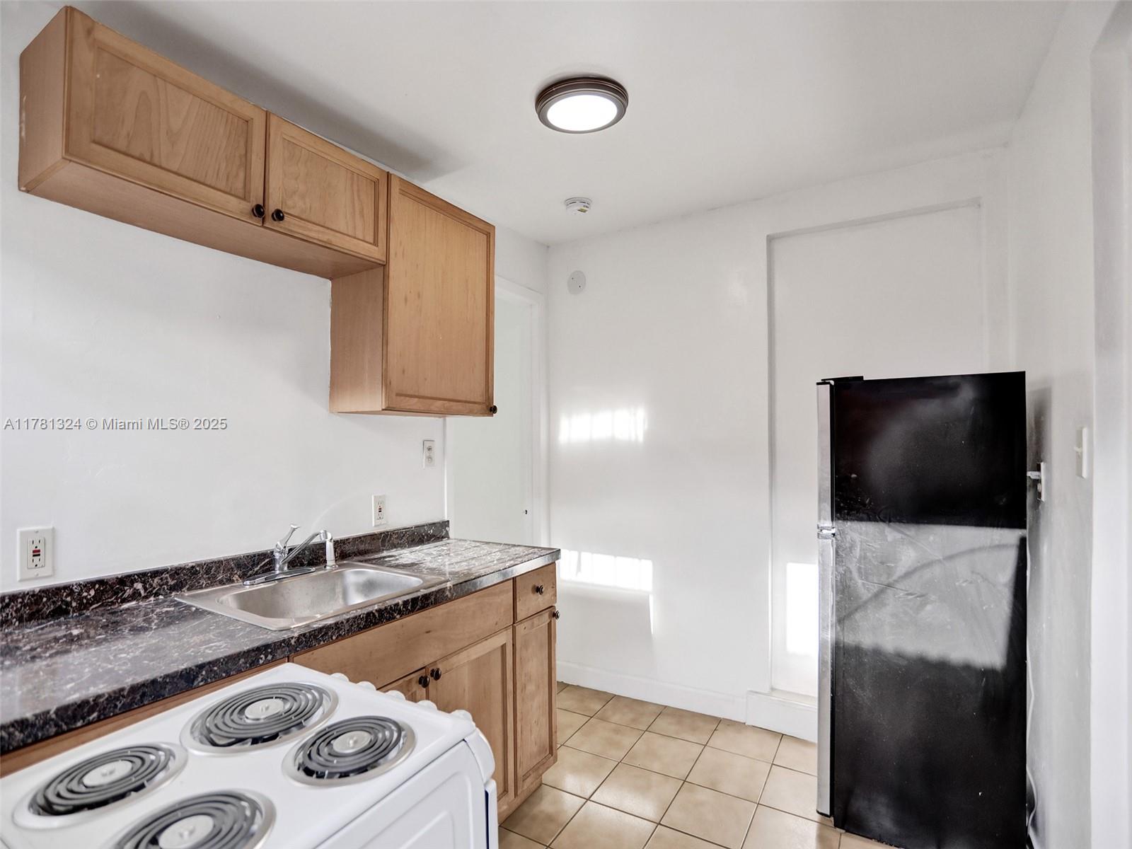 410 NE 171st Ter