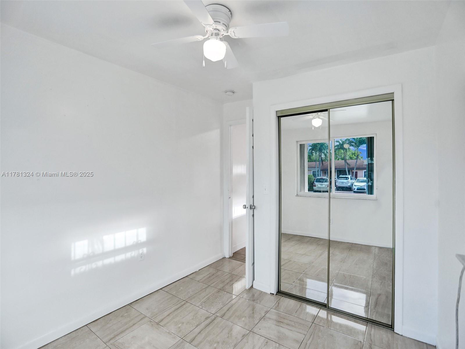 410 NE 171st Ter