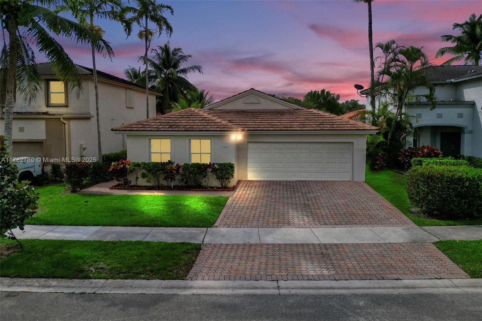 7324 NW 1st Pl