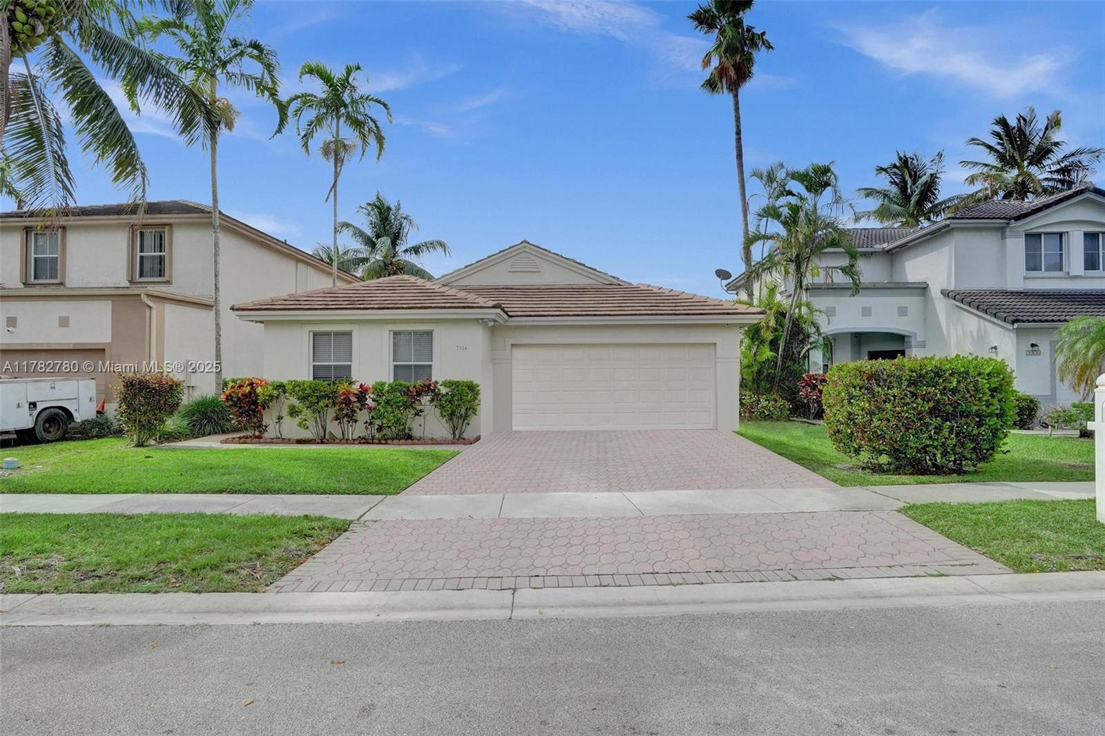7324 NW 1st Pl