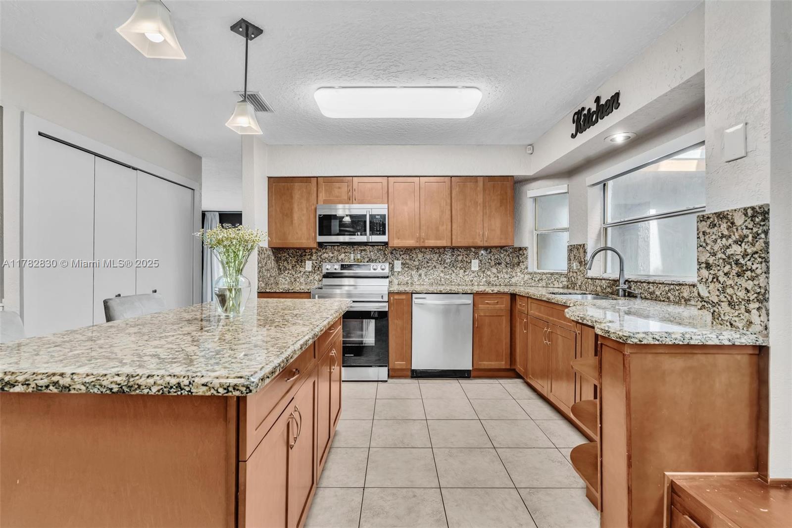 1718 NW 97th Ave