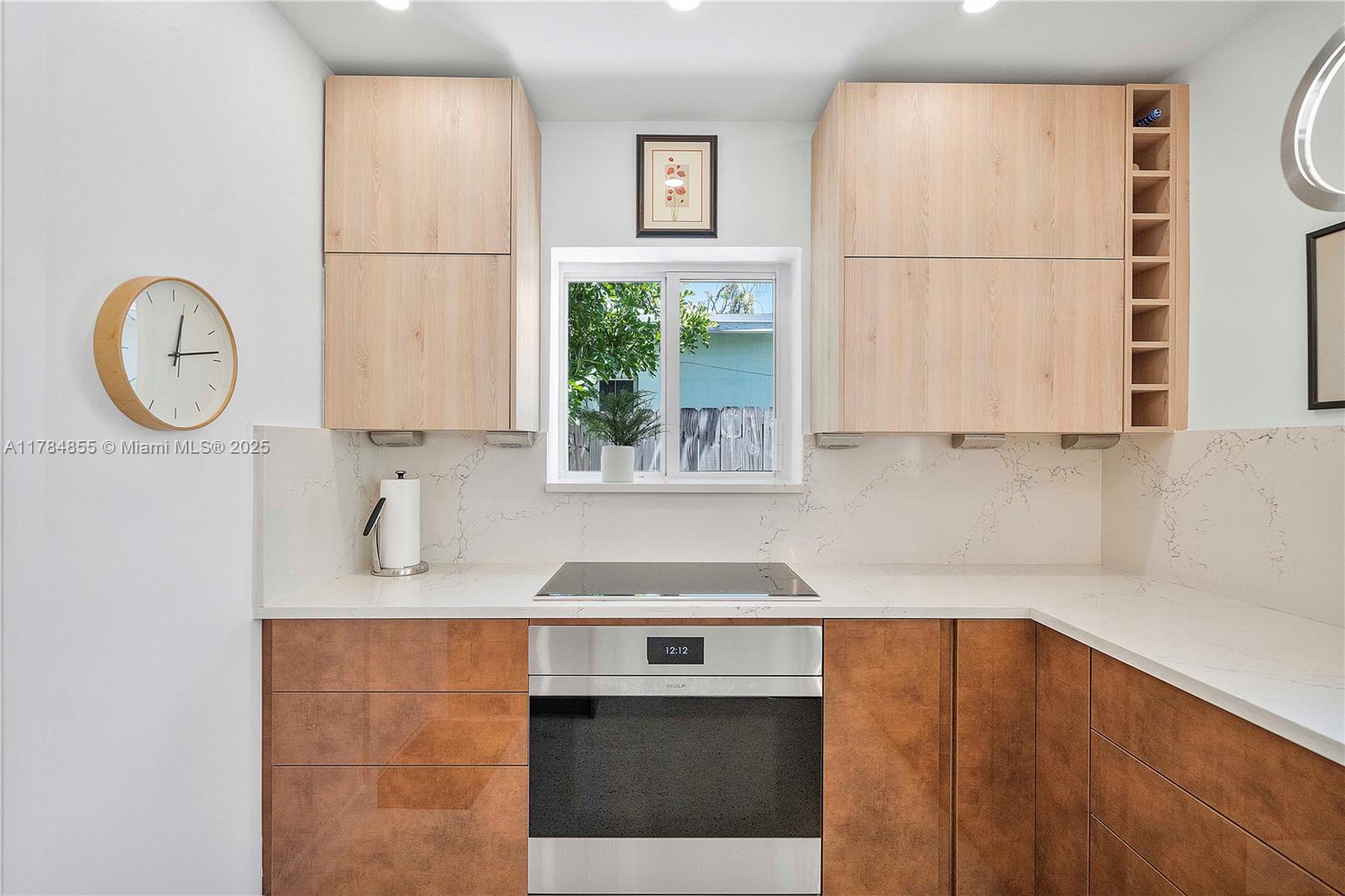 1140 NE 14th Ave