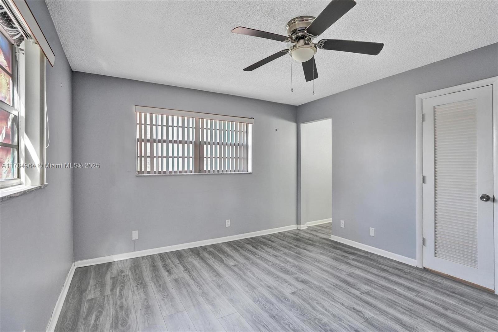 660 Tennis Club Dr # 208
