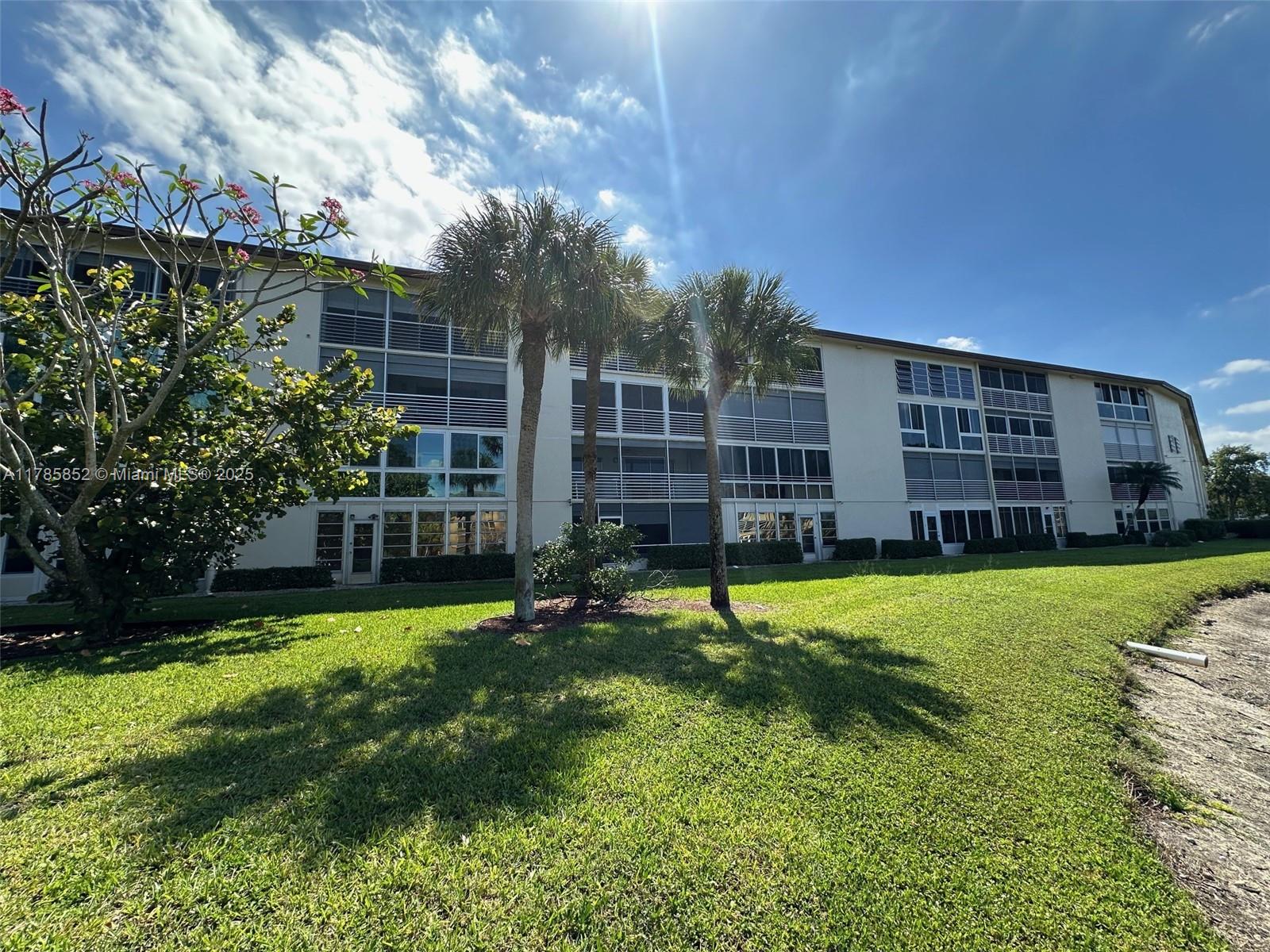 3101 Portofino Pt # M2