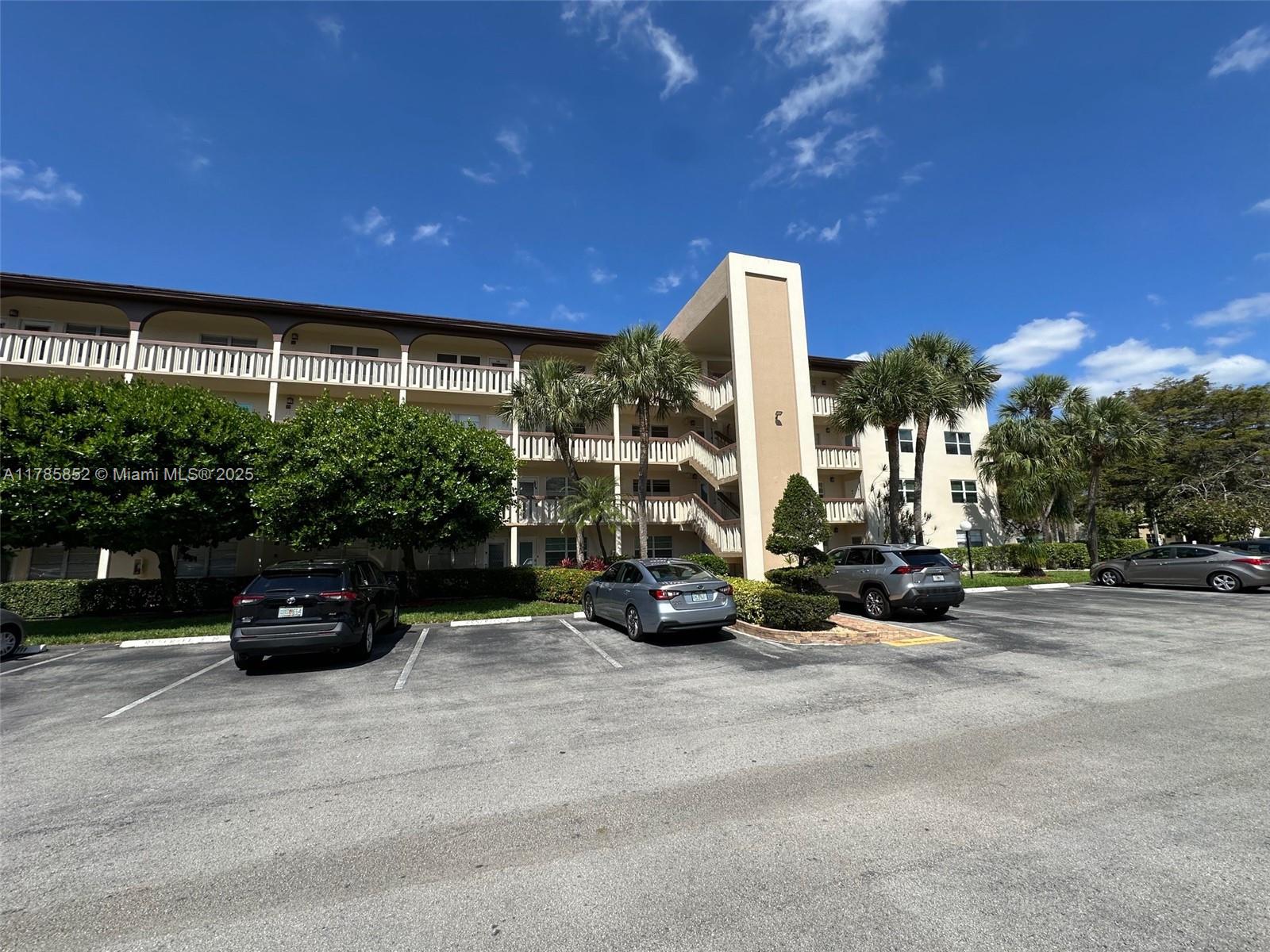3101 Portofino Pt # M2