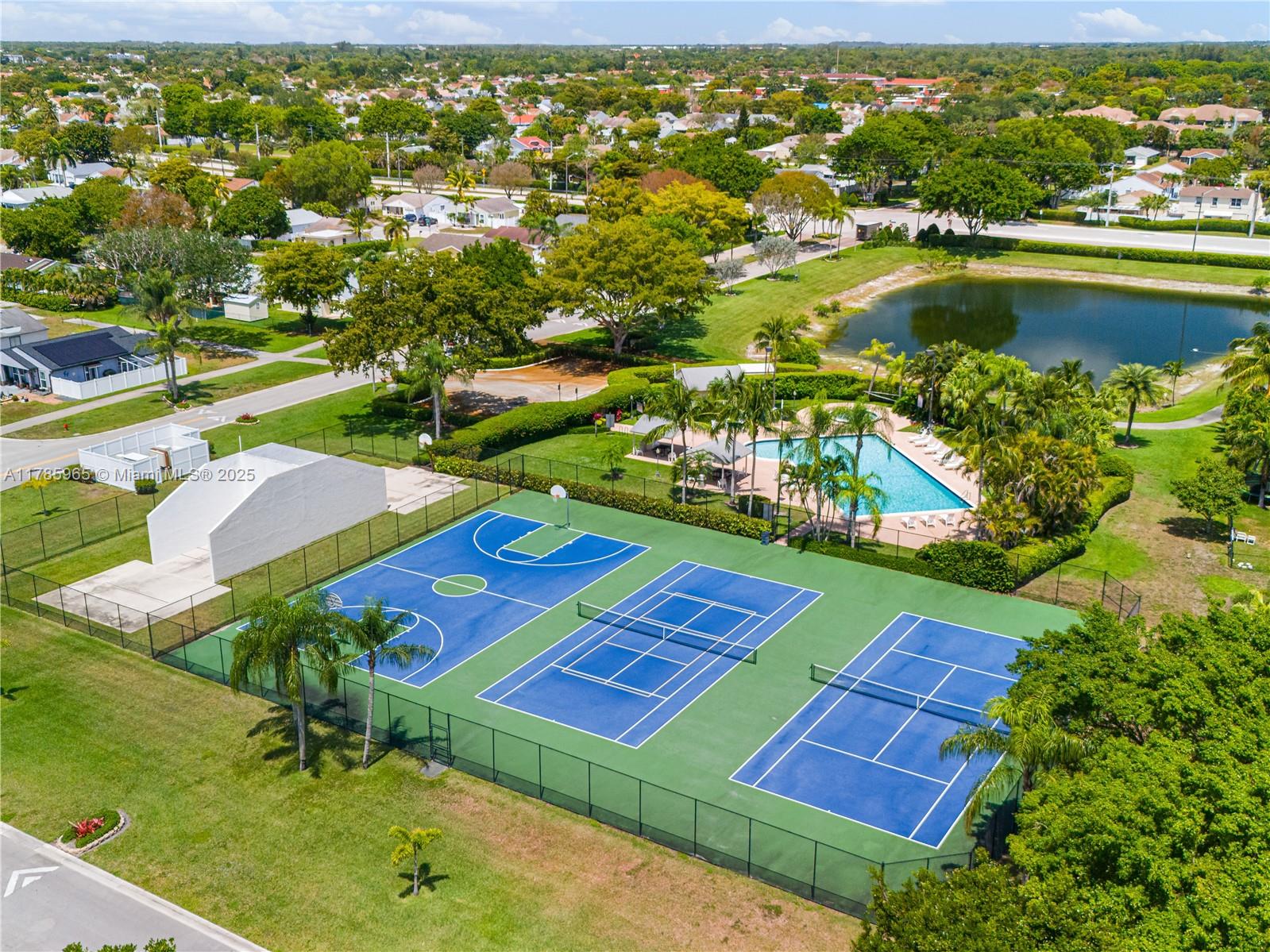 8377 Summer Field Pl