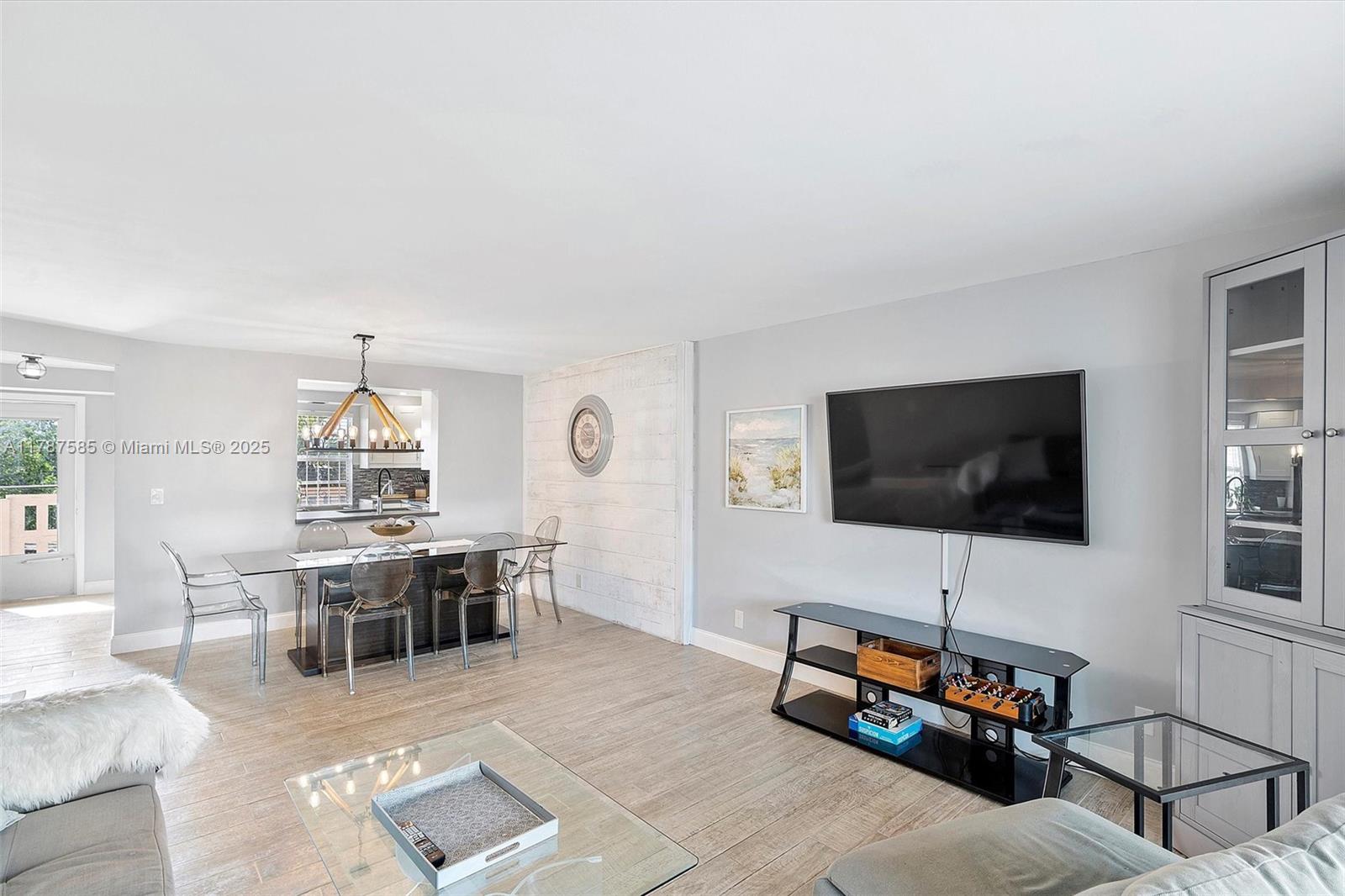 441 SE 3 rd. St. # 302