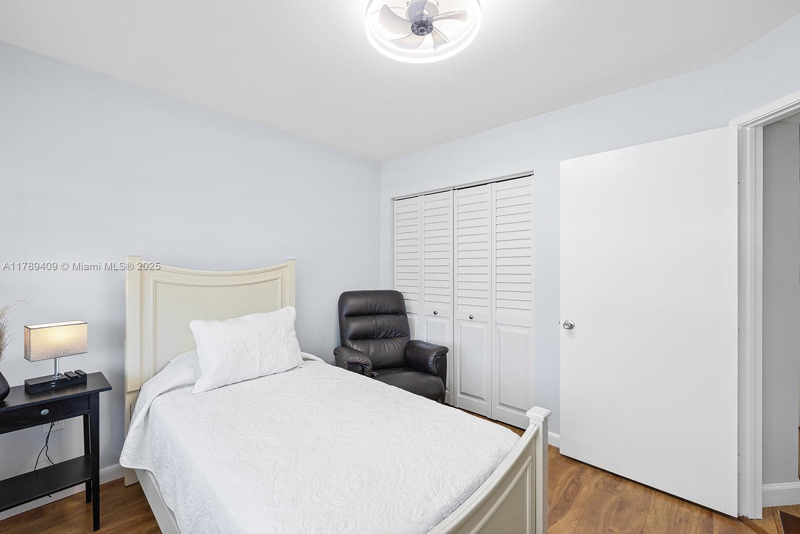 550 SW 138th Ave # 206K