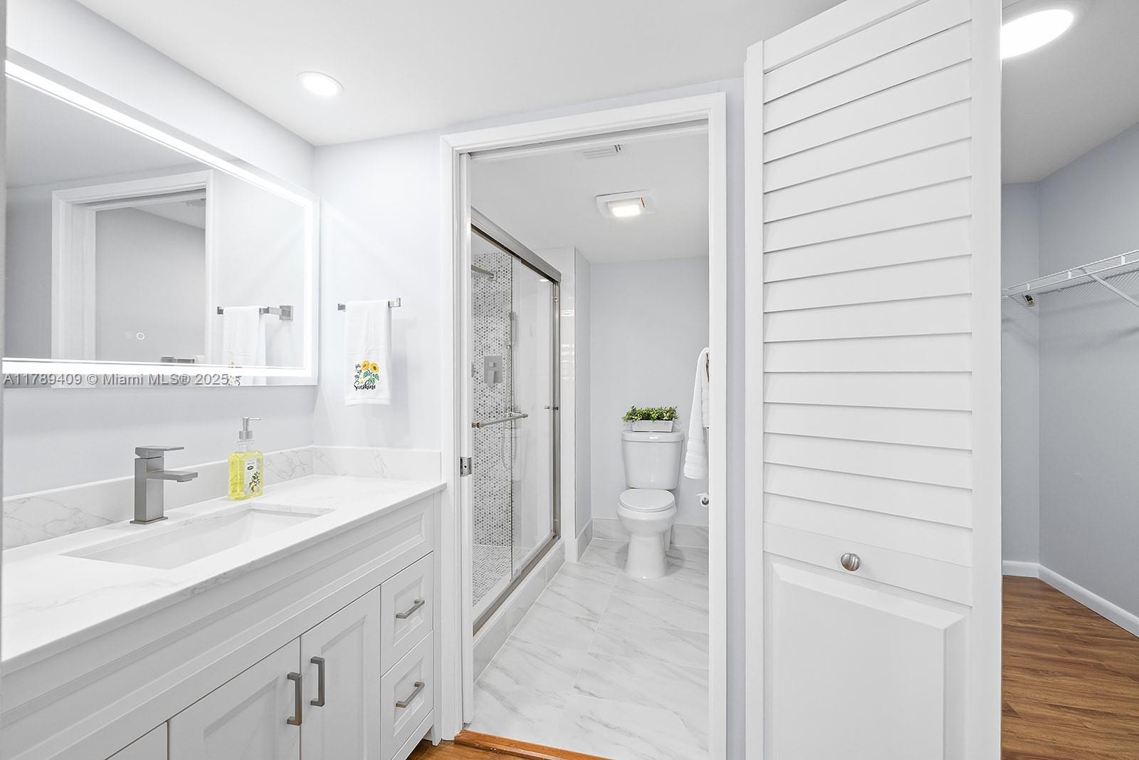 550 SW 138th Ave # 206K