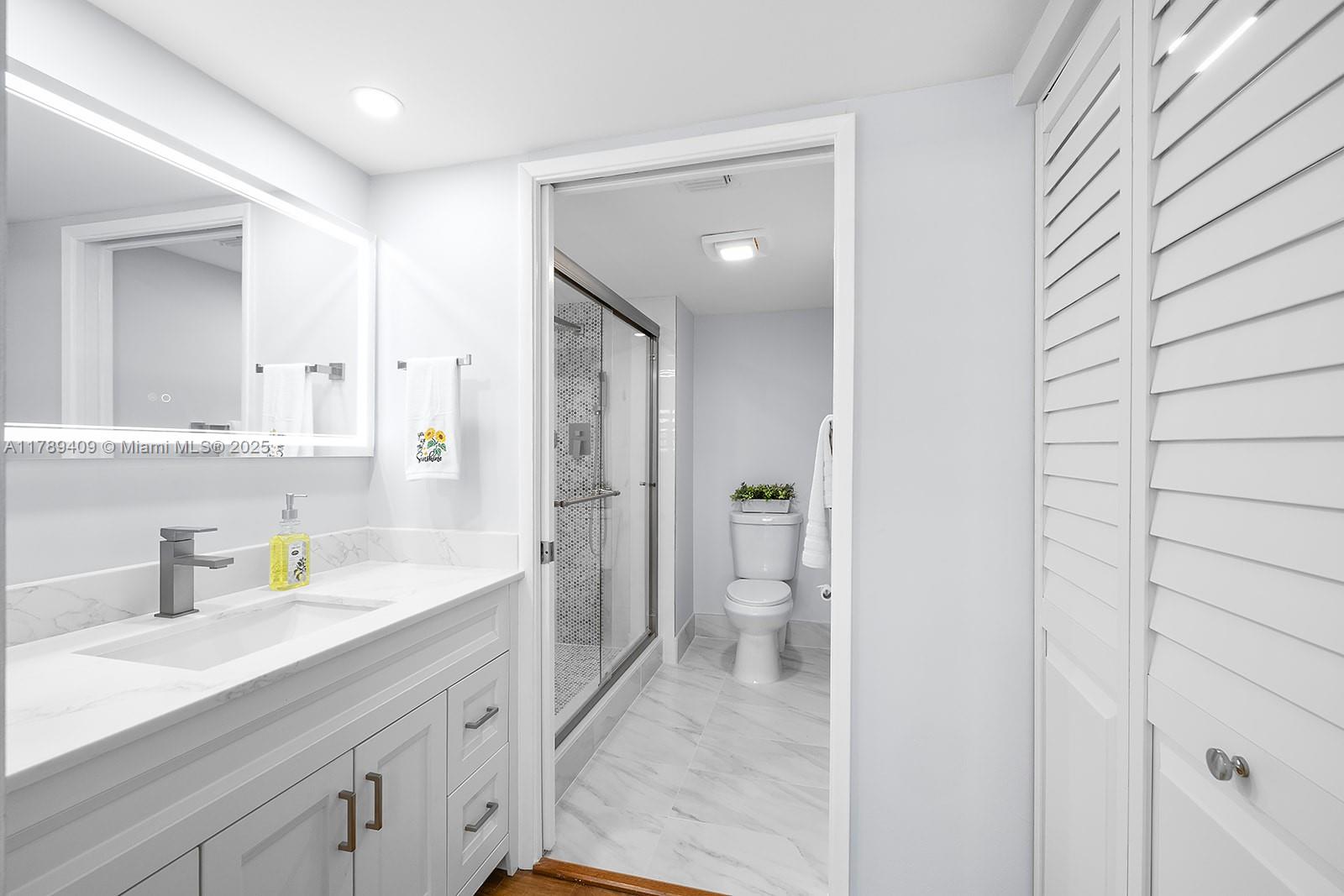 550 SW 138th Ave # 206K