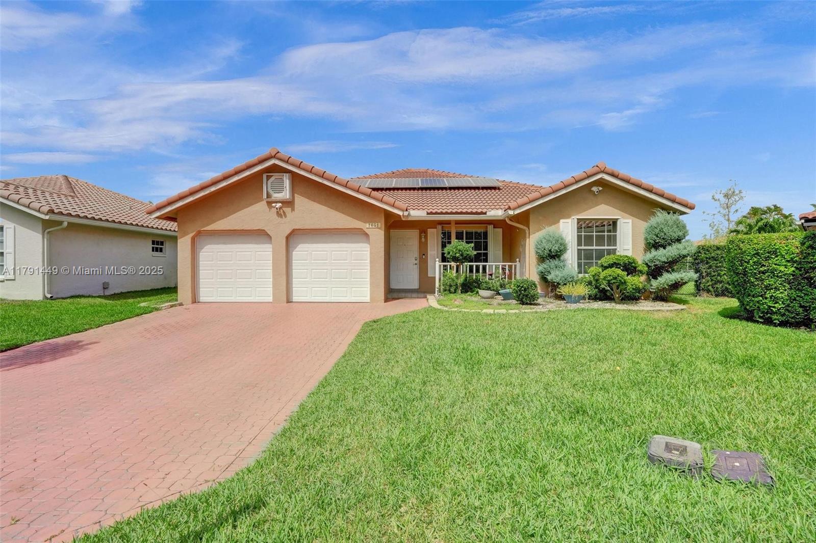 1651 NW 106th Way