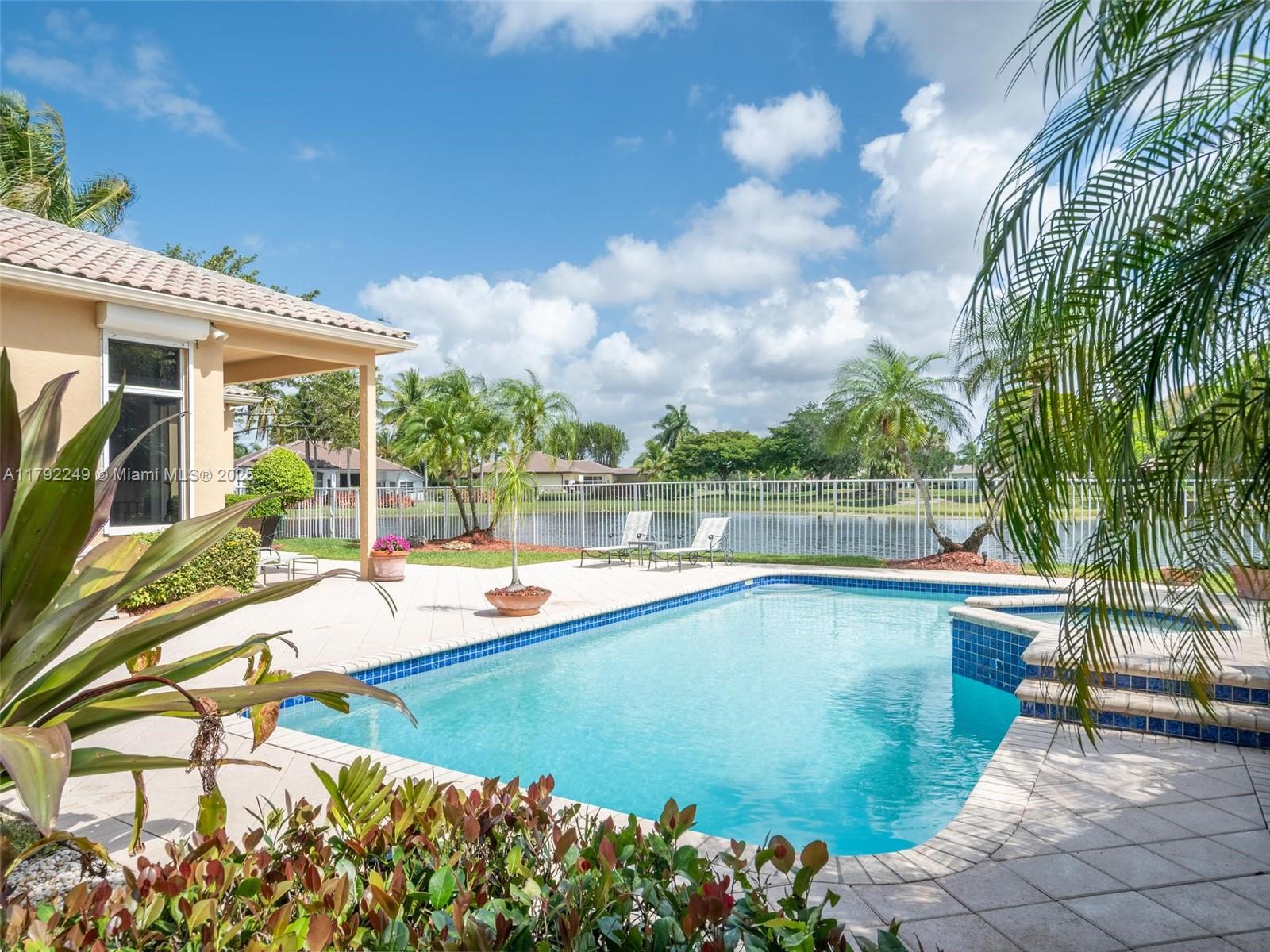 2456 Bay Isle Ct