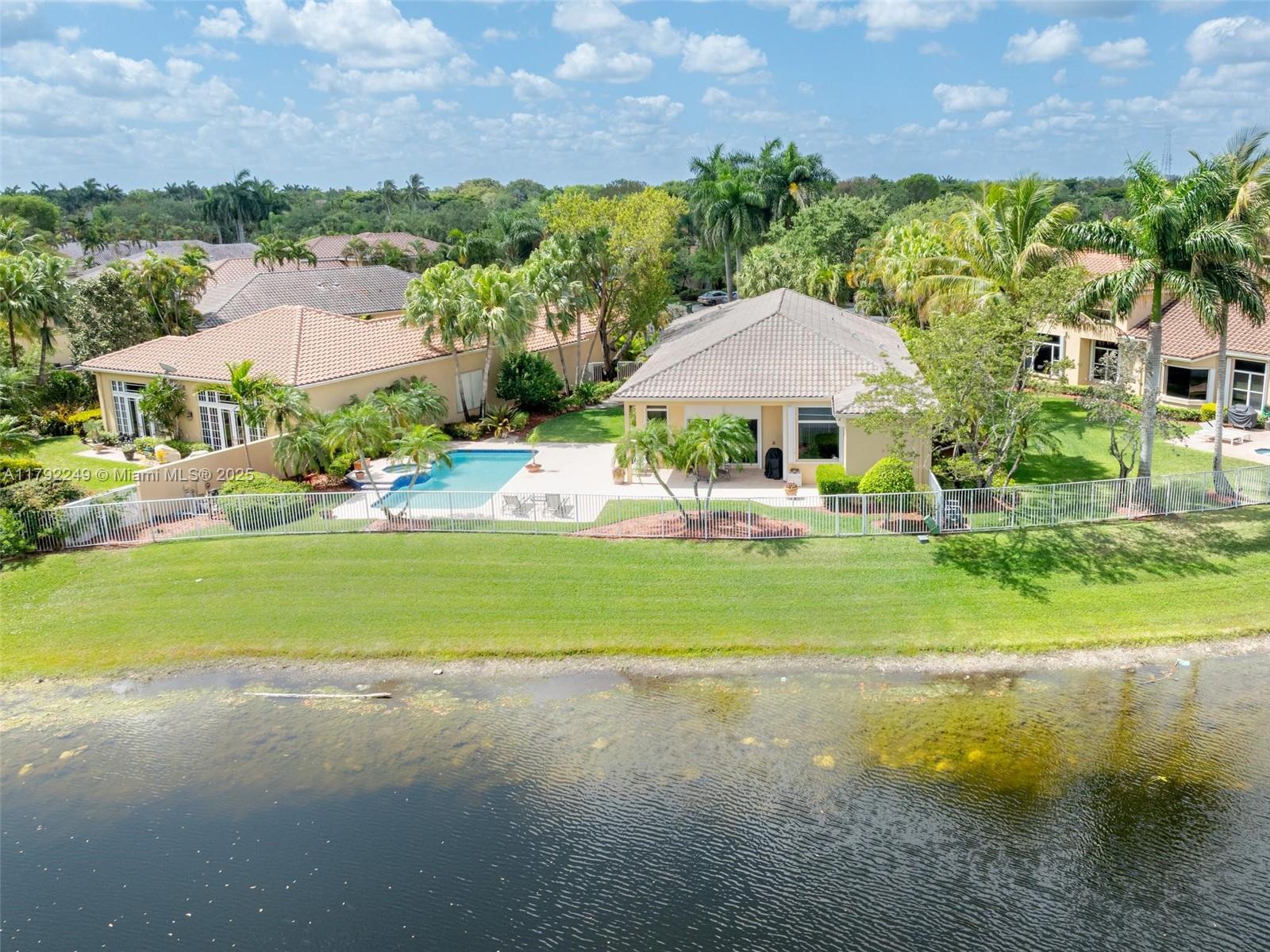 2456 Bay Isle Ct