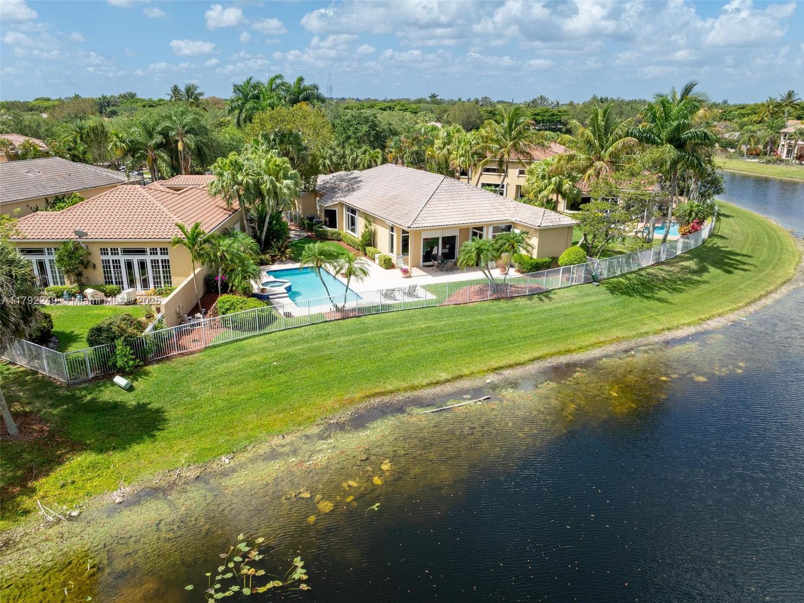 2456 Bay Isle Ct